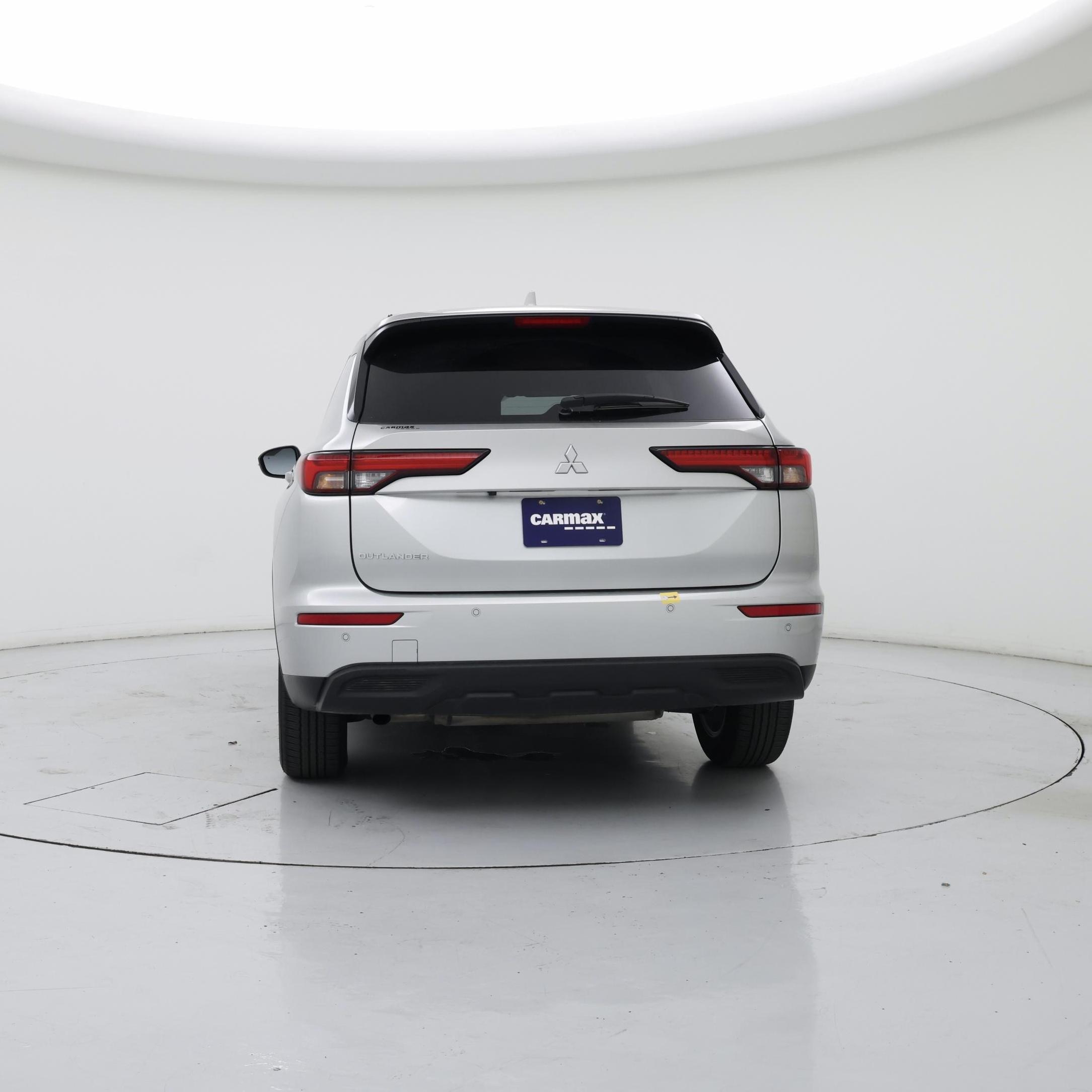 Thumbnail: 2024 Mitsubishi Outlander - 6