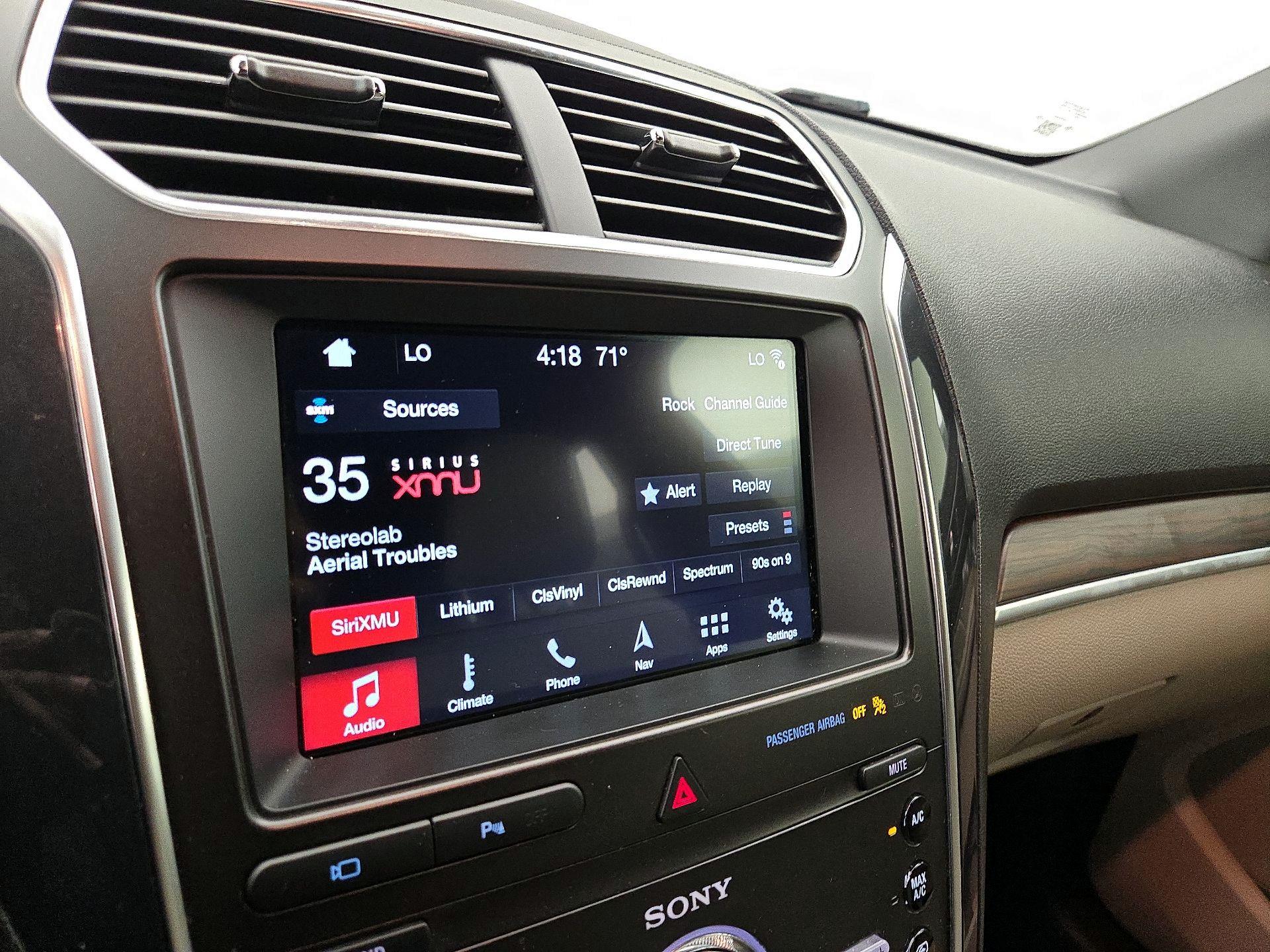 Thumbnail: 2019 Ford Explorer - 16