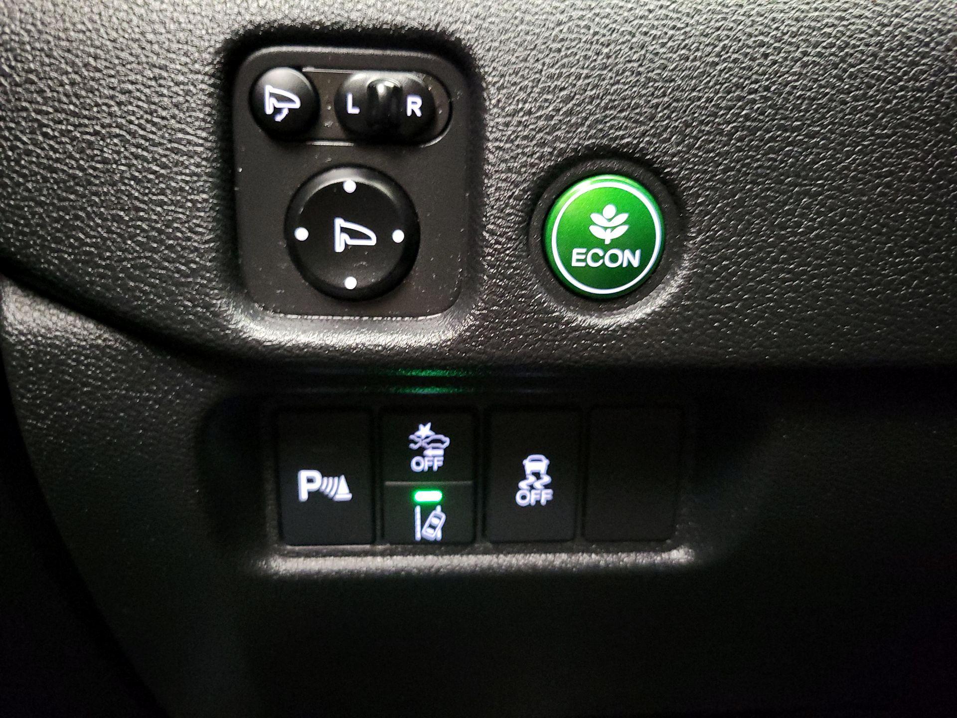 Thumbnail: 2019 Honda Passport - 13