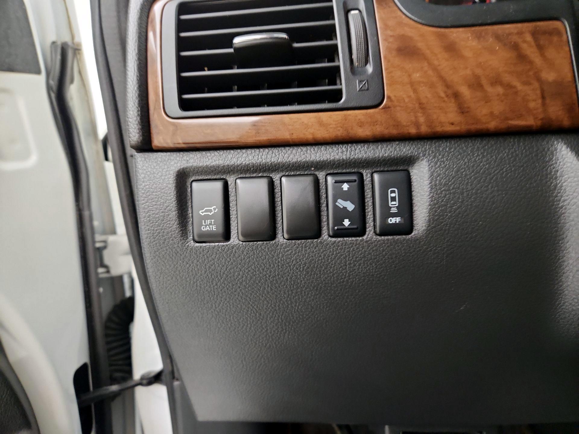 Thumbnail: 2015 Nissan Armada - 13