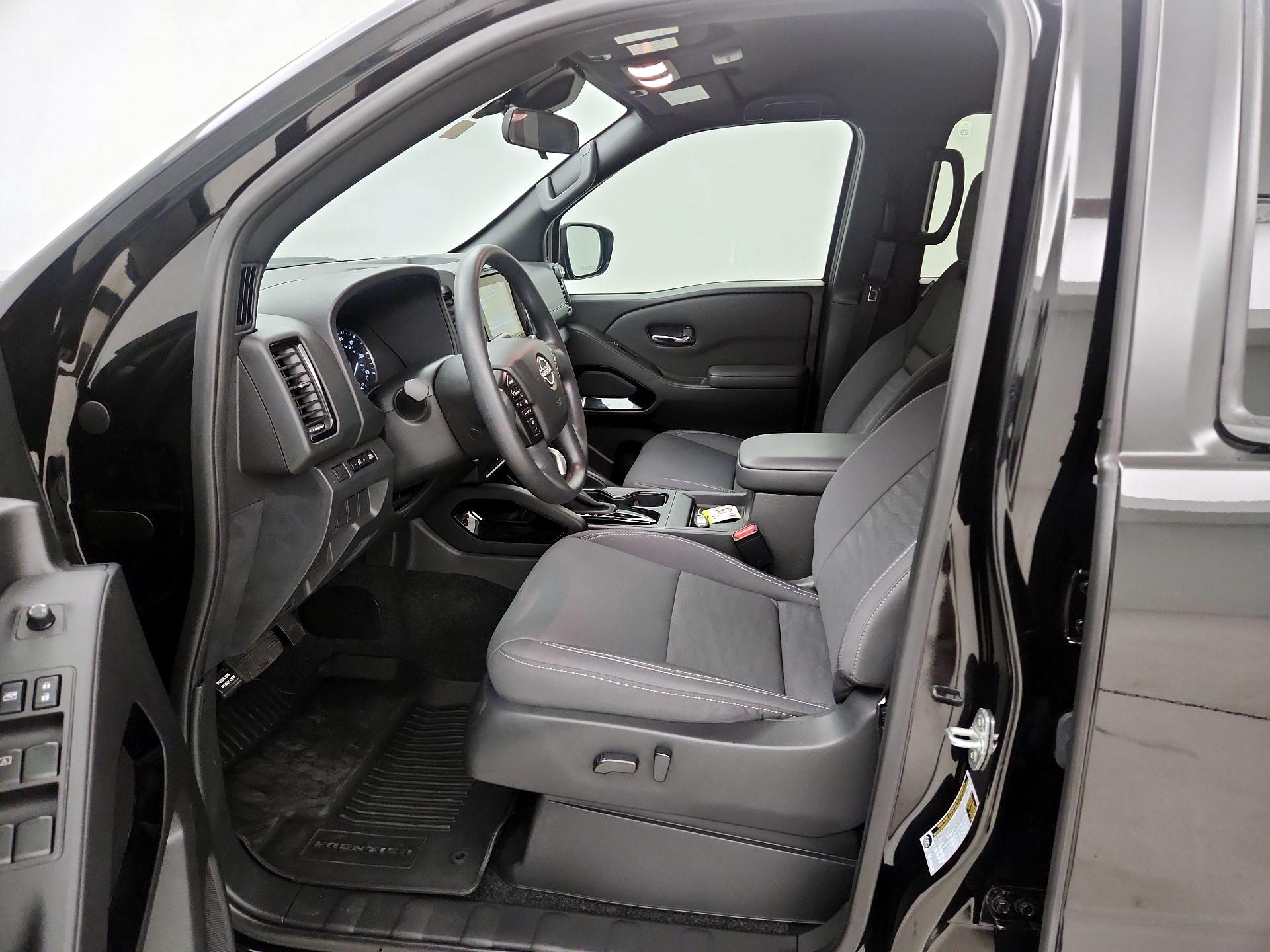 Thumbnail: 2023 Nissan Frontier - 11
