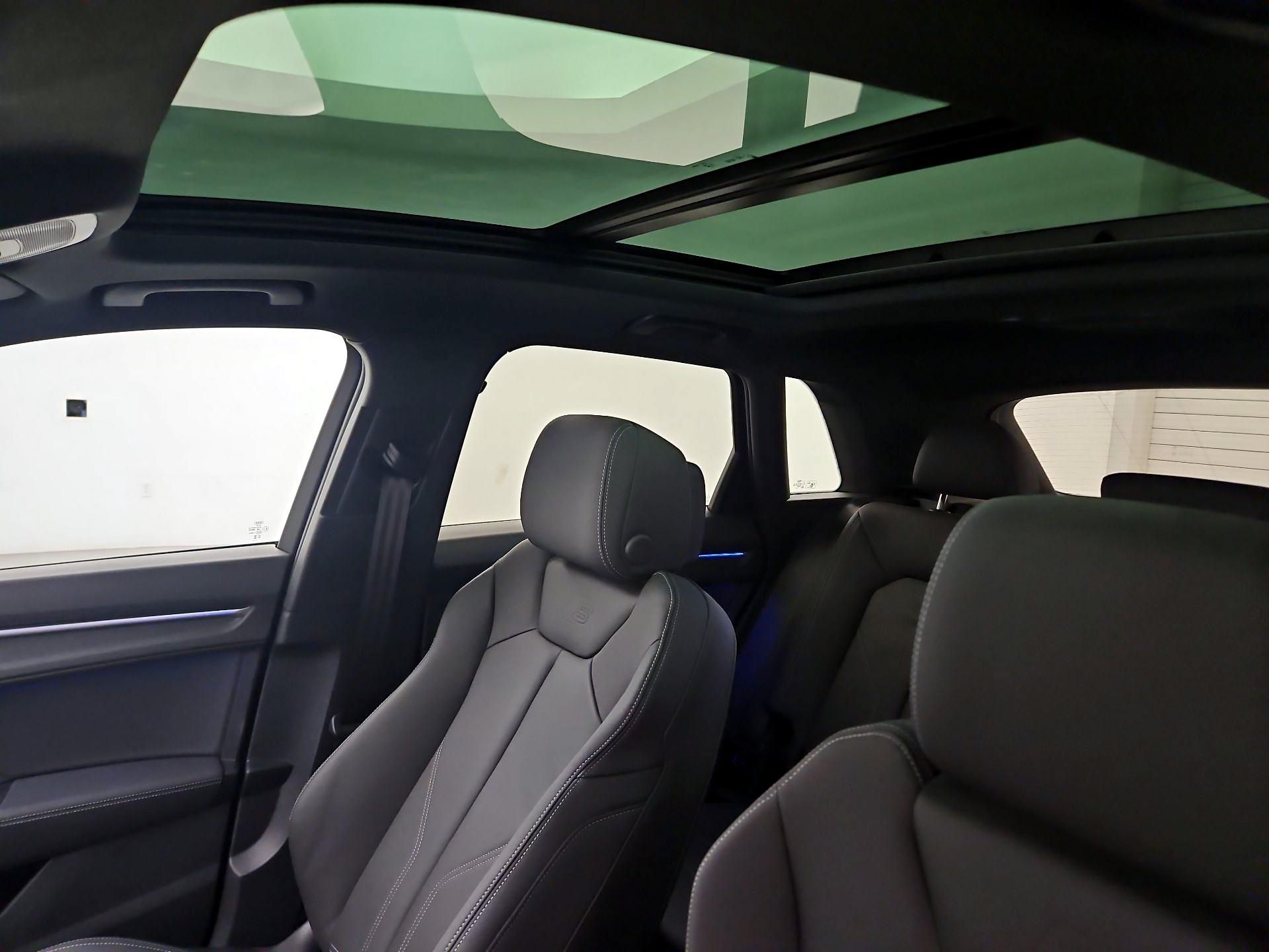 Thumbnail: 2023 Audi Q3 - 18