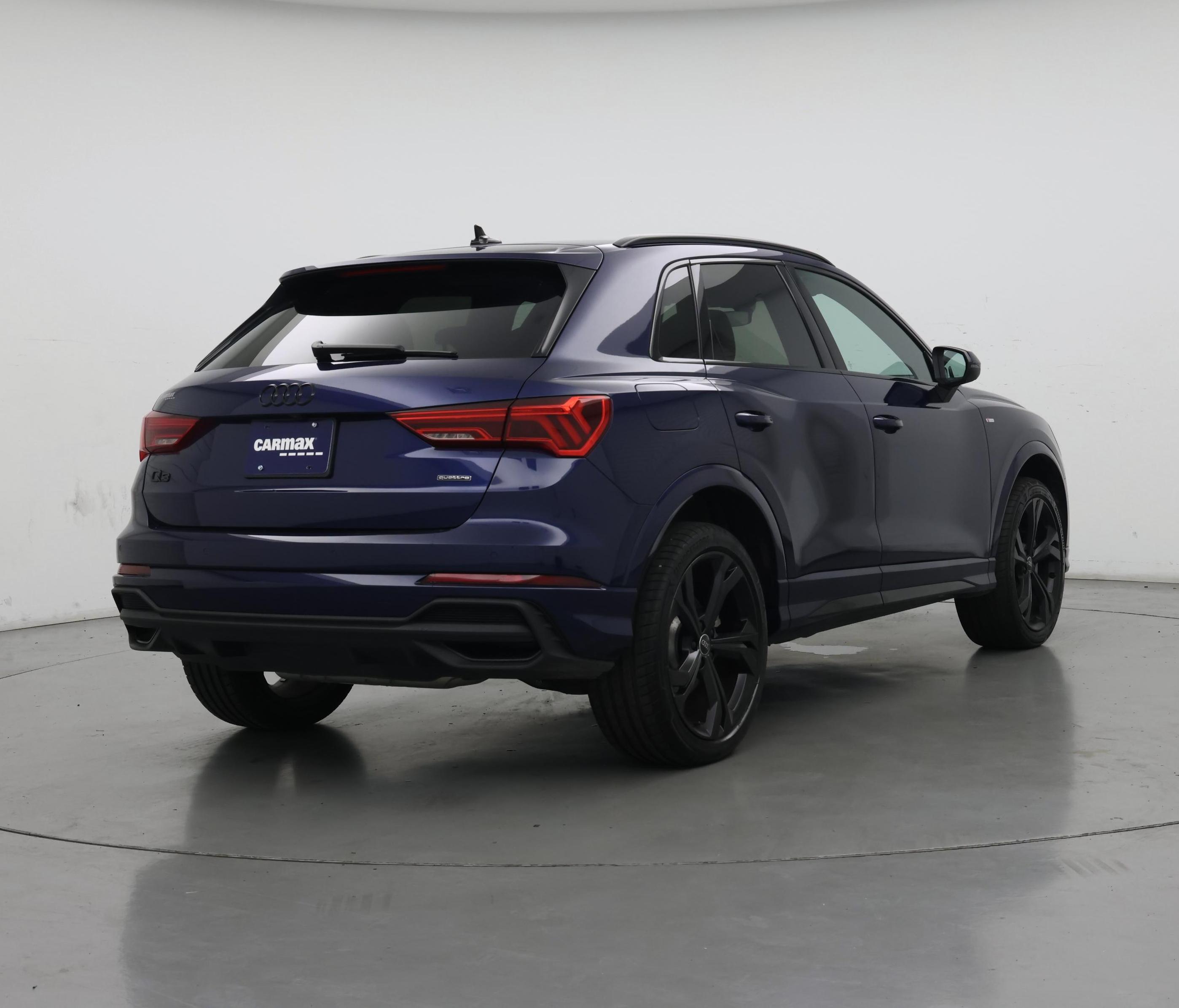 Thumbnail: 2023 Audi Q3 - 8