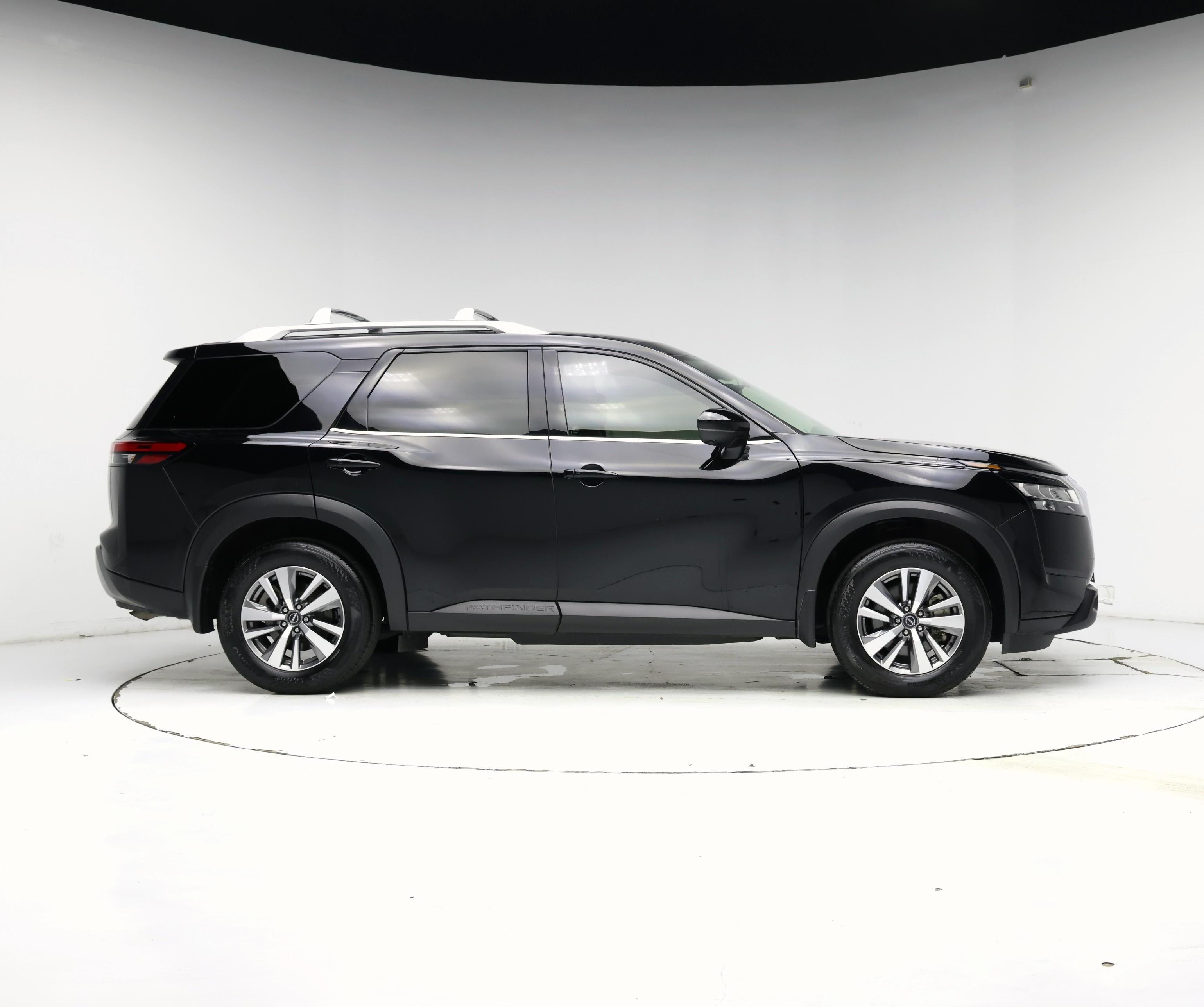 Thumbnail: 2022 Nissan Pathfinder - 7