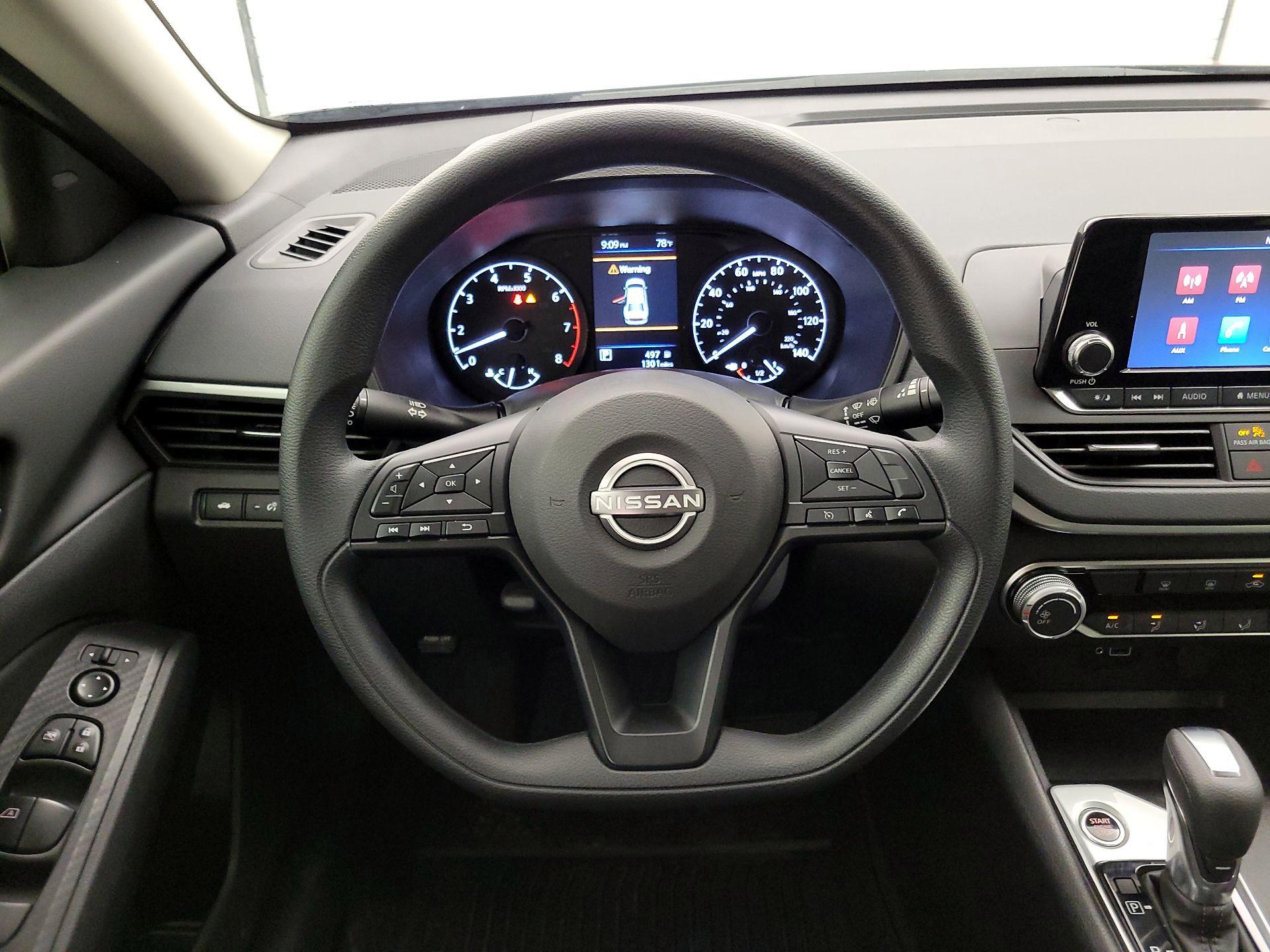 Thumbnail: 2024 Nissan Altima - 10