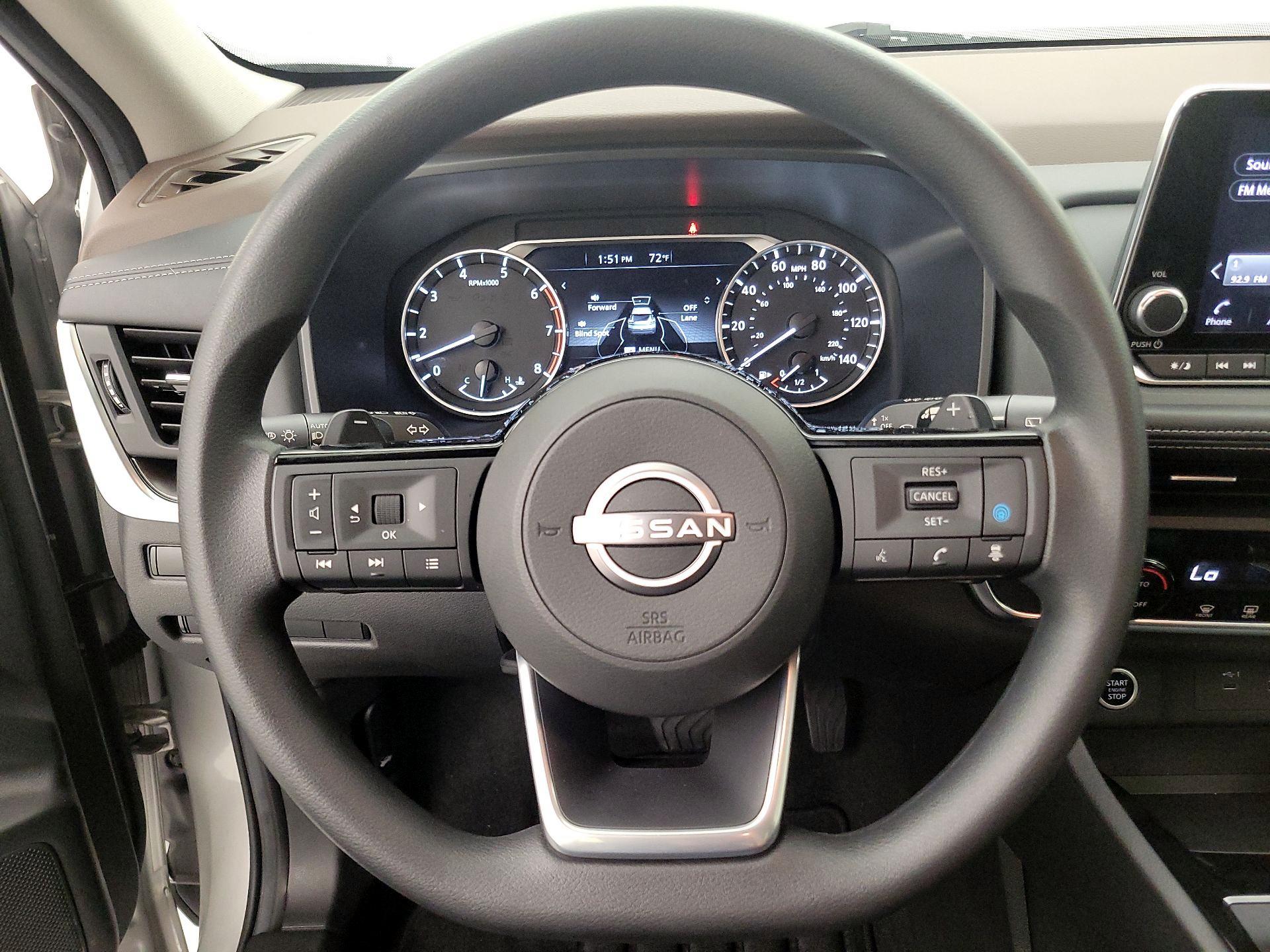 Thumbnail: 2023 Nissan Rogue - 10