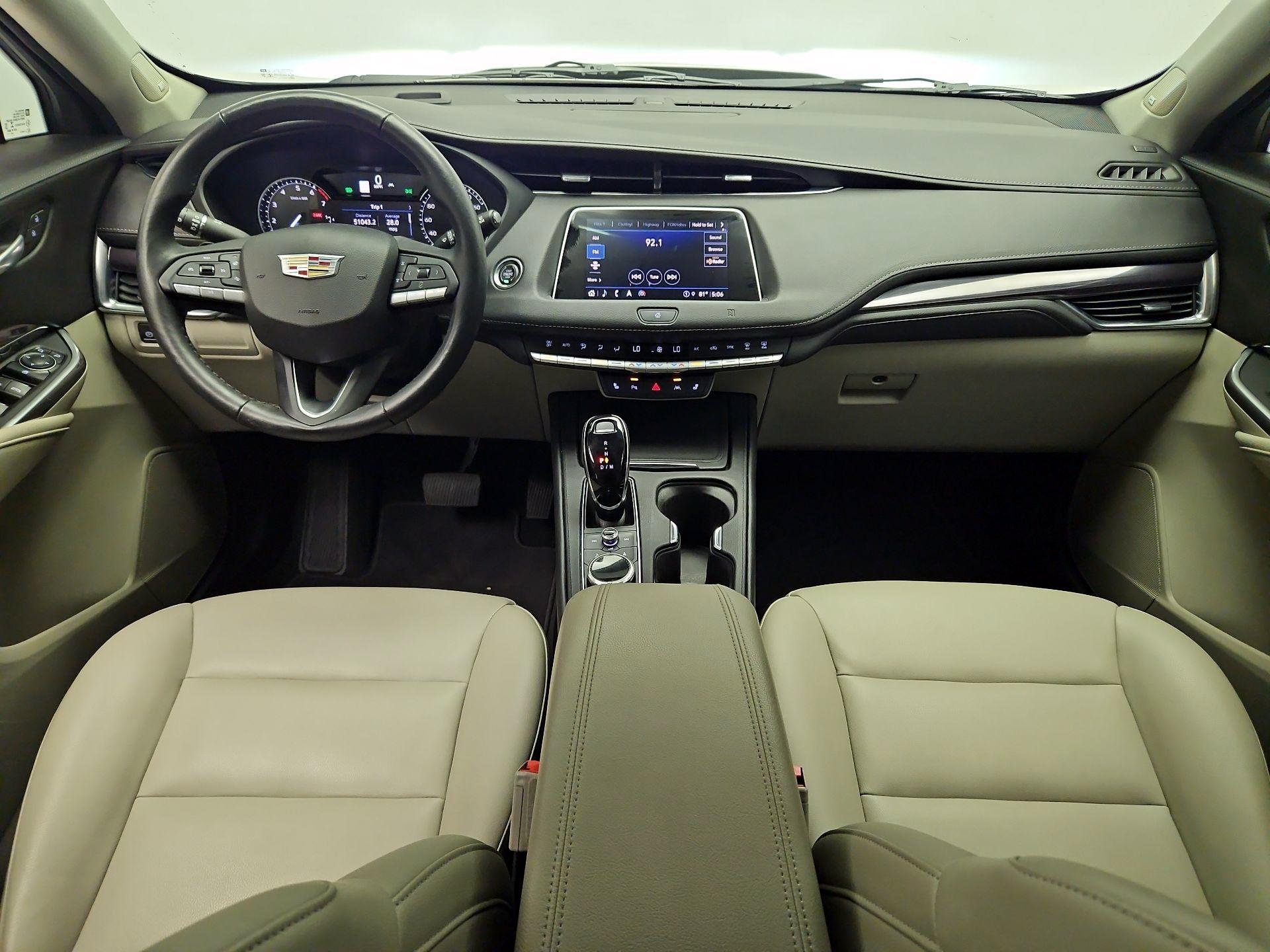 Thumbnail: 2021 Cadillac XT4 - 9