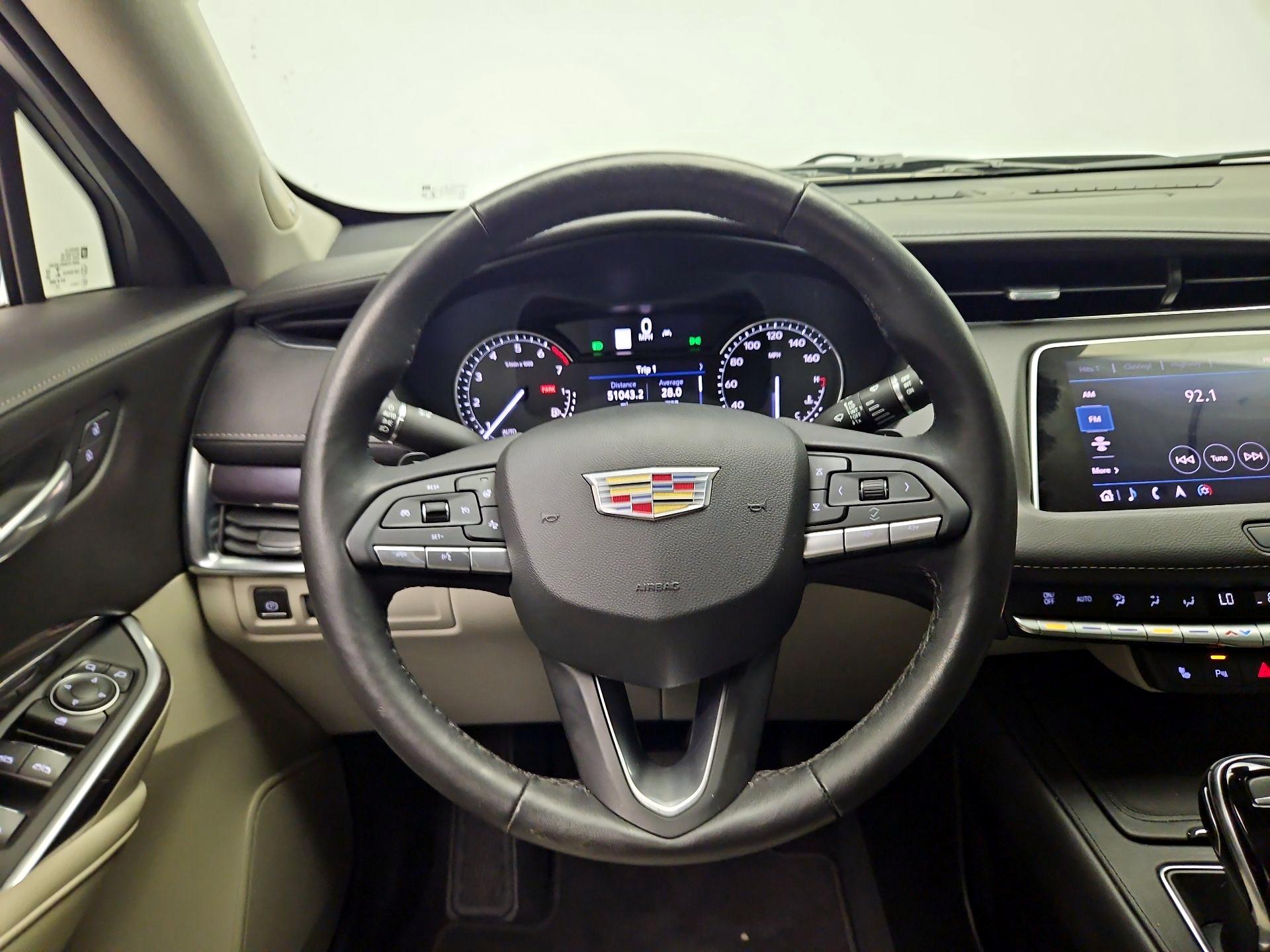 Thumbnail: 2021 Cadillac XT4 - 10