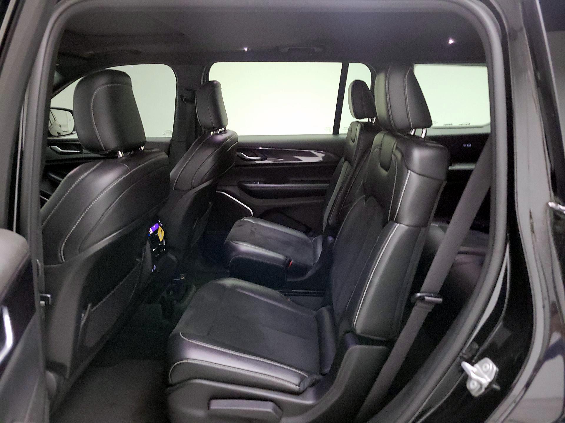 Thumbnail: 2021 Jeep Grand Cherokee L - 19