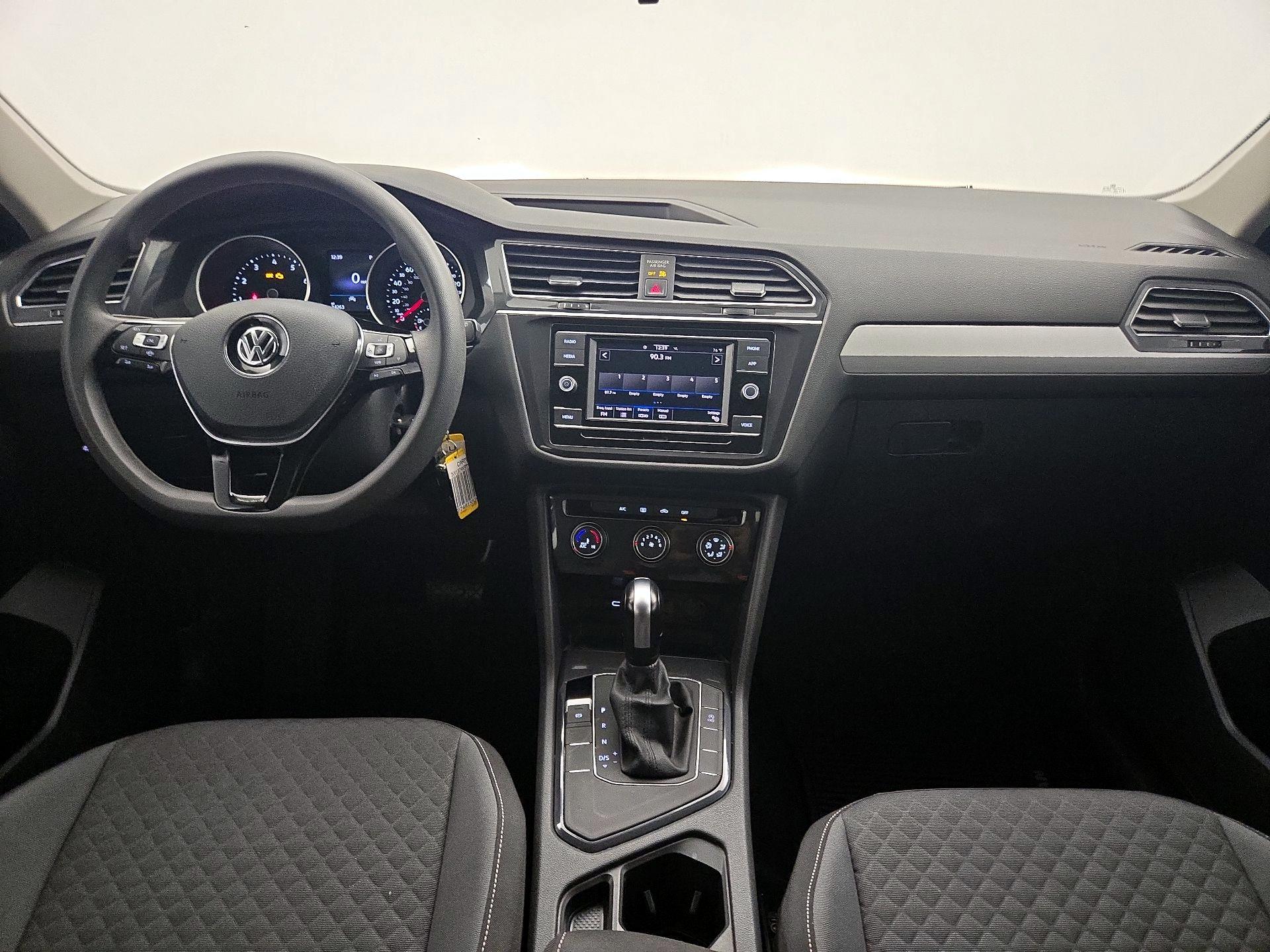 Thumbnail: 2021 Volkswagen Tiguan - 9