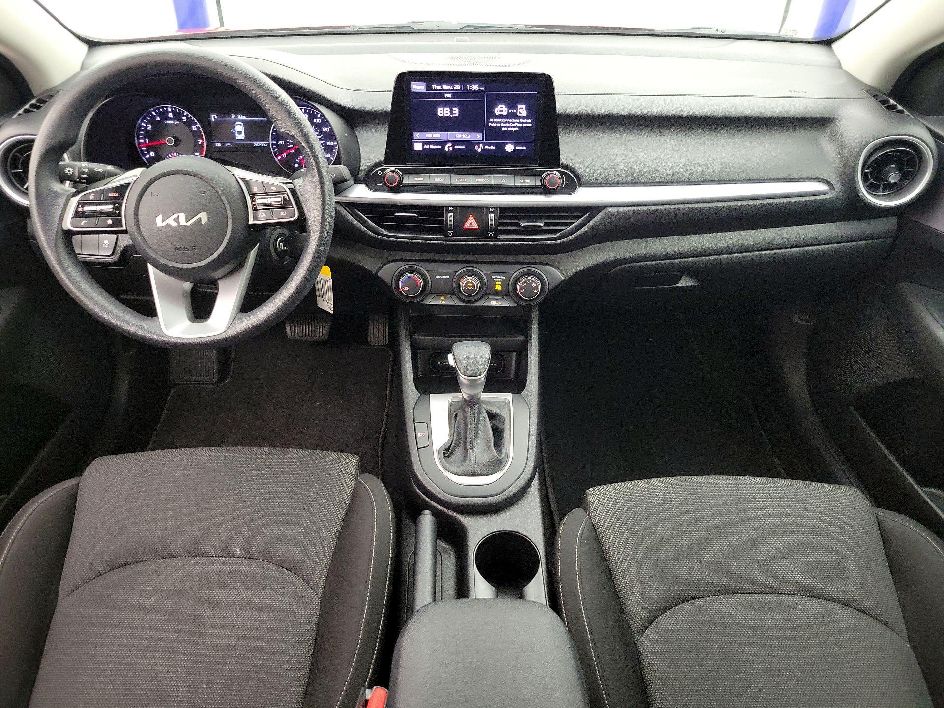 Thumbnail: 2022 Kia Forte - 9