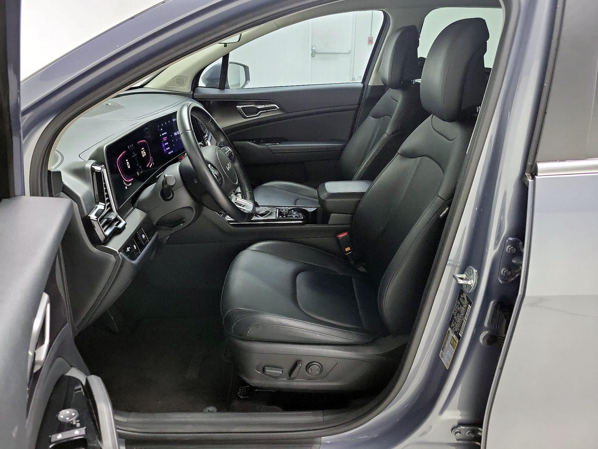 Thumbnail: 2023 Kia Sportage - 11