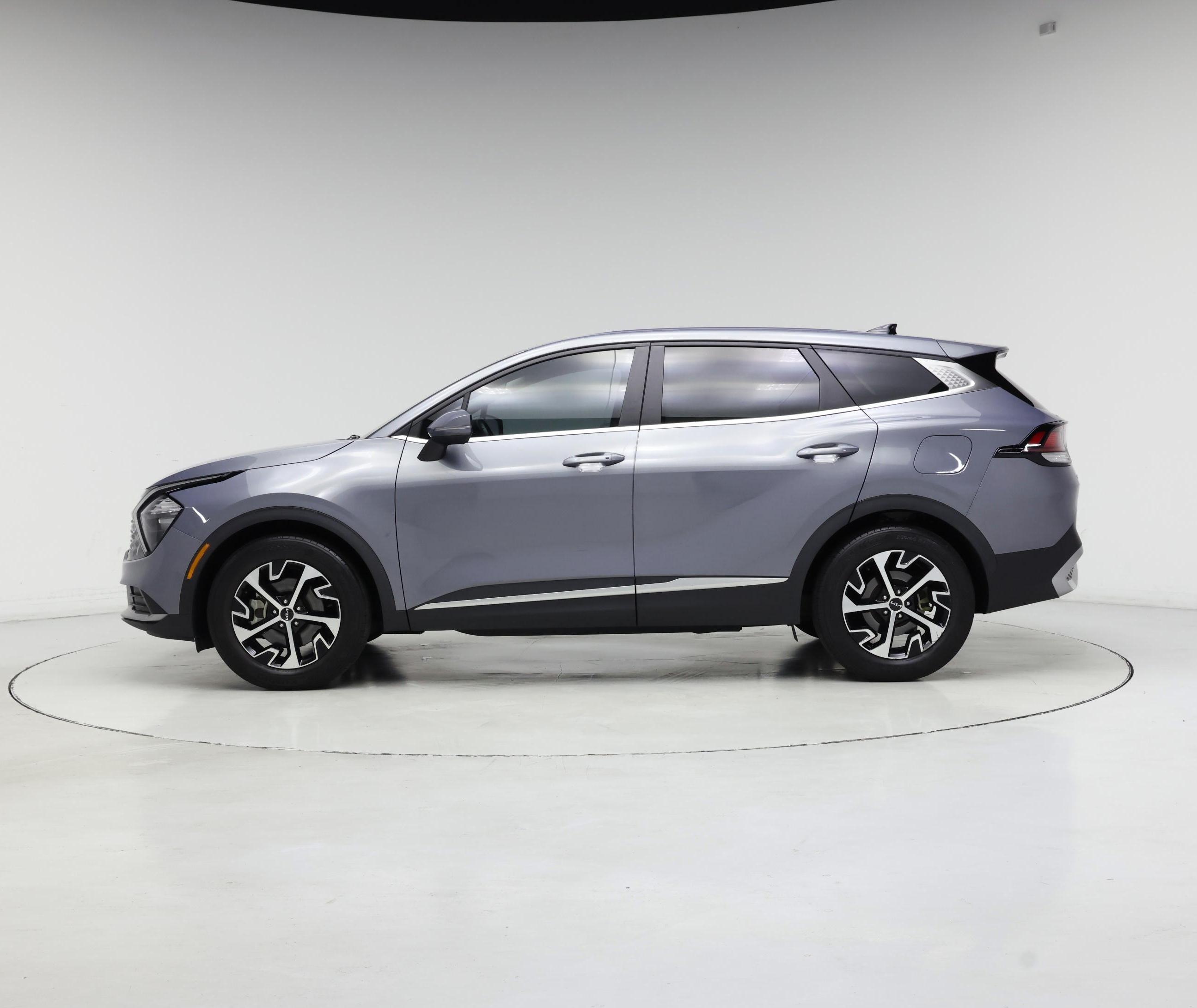 Thumbnail: 2023 Kia Sportage - 3