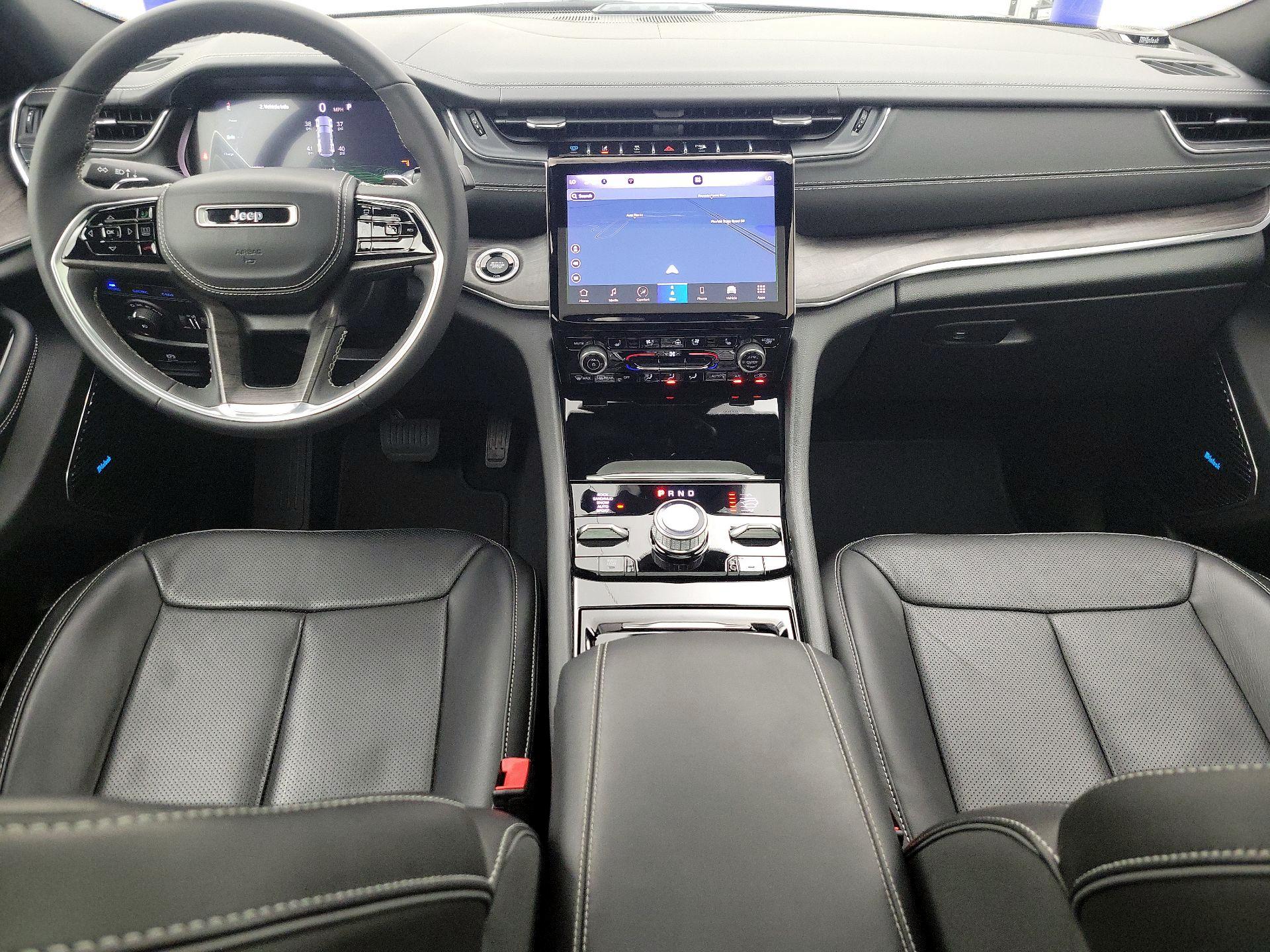 Thumbnail: 2022 Jeep Grand Cherokee - 9