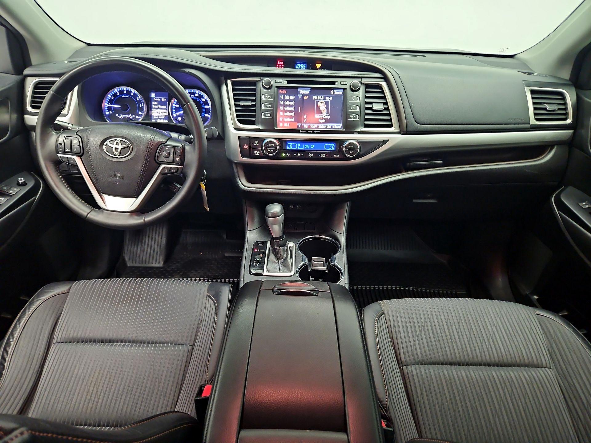 Thumbnail: 2018 Toyota Highlander - 9