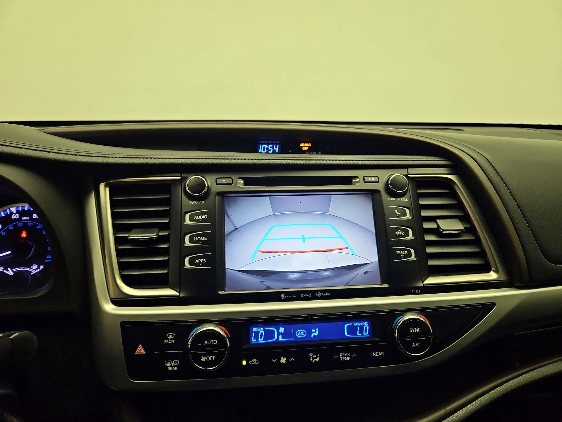 Thumbnail: 2018 Toyota Highlander - 13