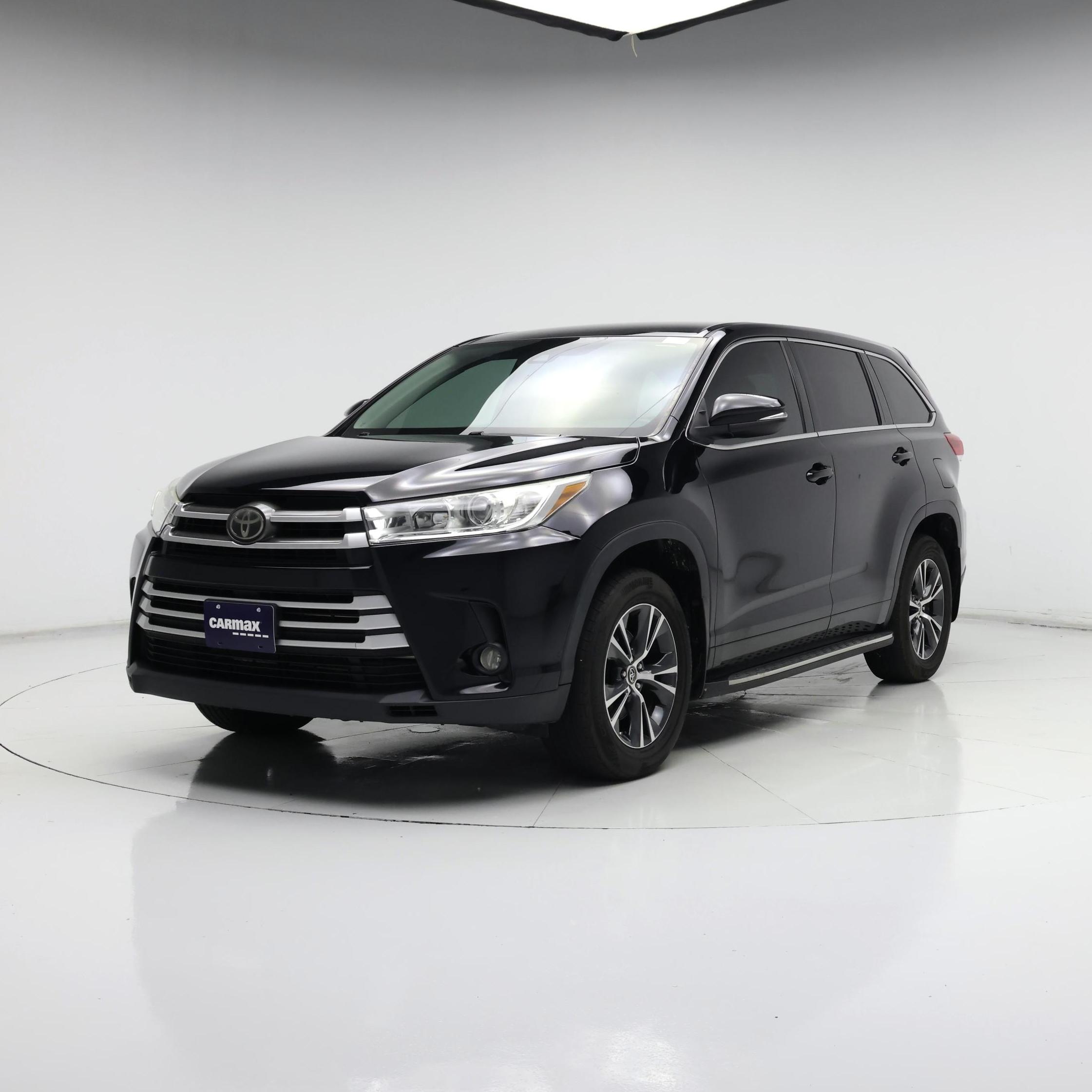 Thumbnail: 2018 Toyota Highlander - 4