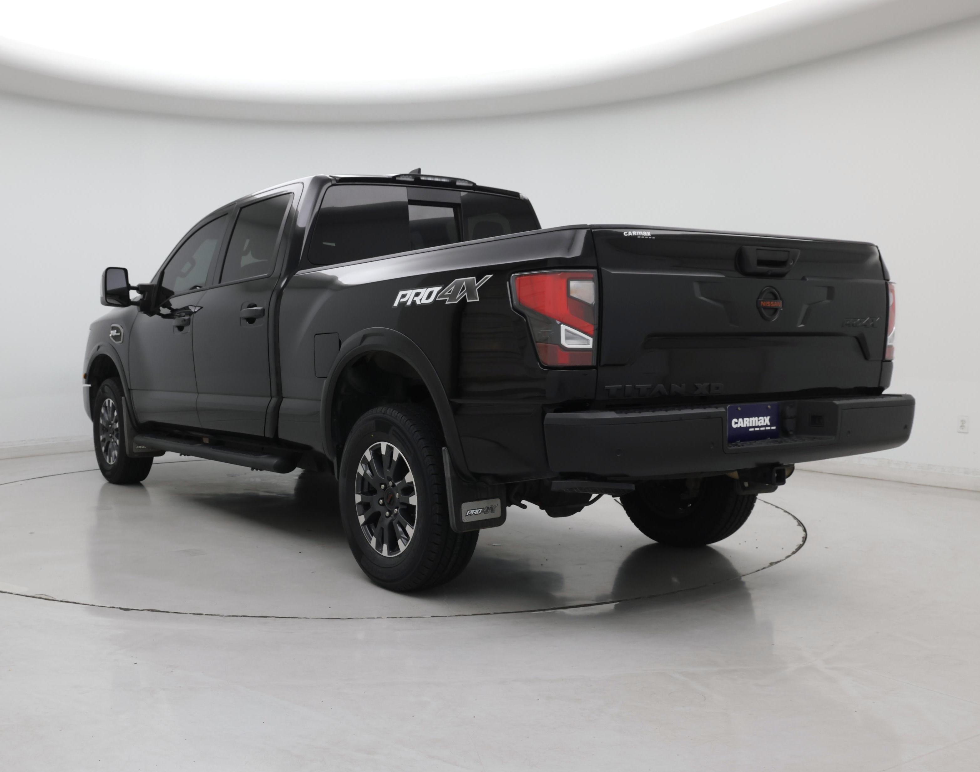 Thumbnail: 2022 Nissan Titan - 2