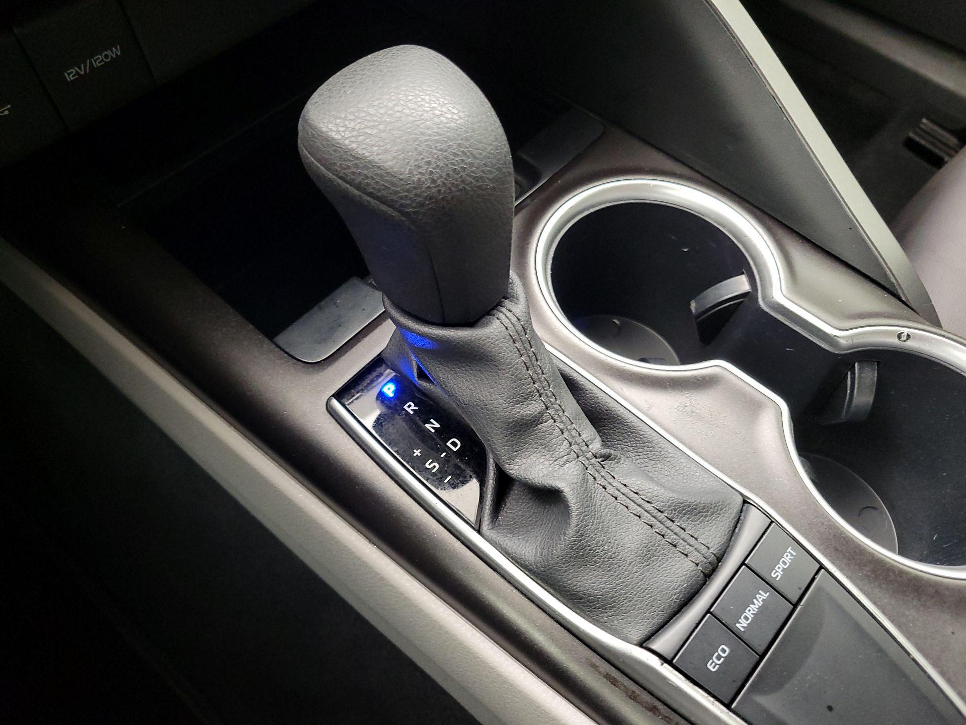 Thumbnail: 2024 Toyota Camry - 17