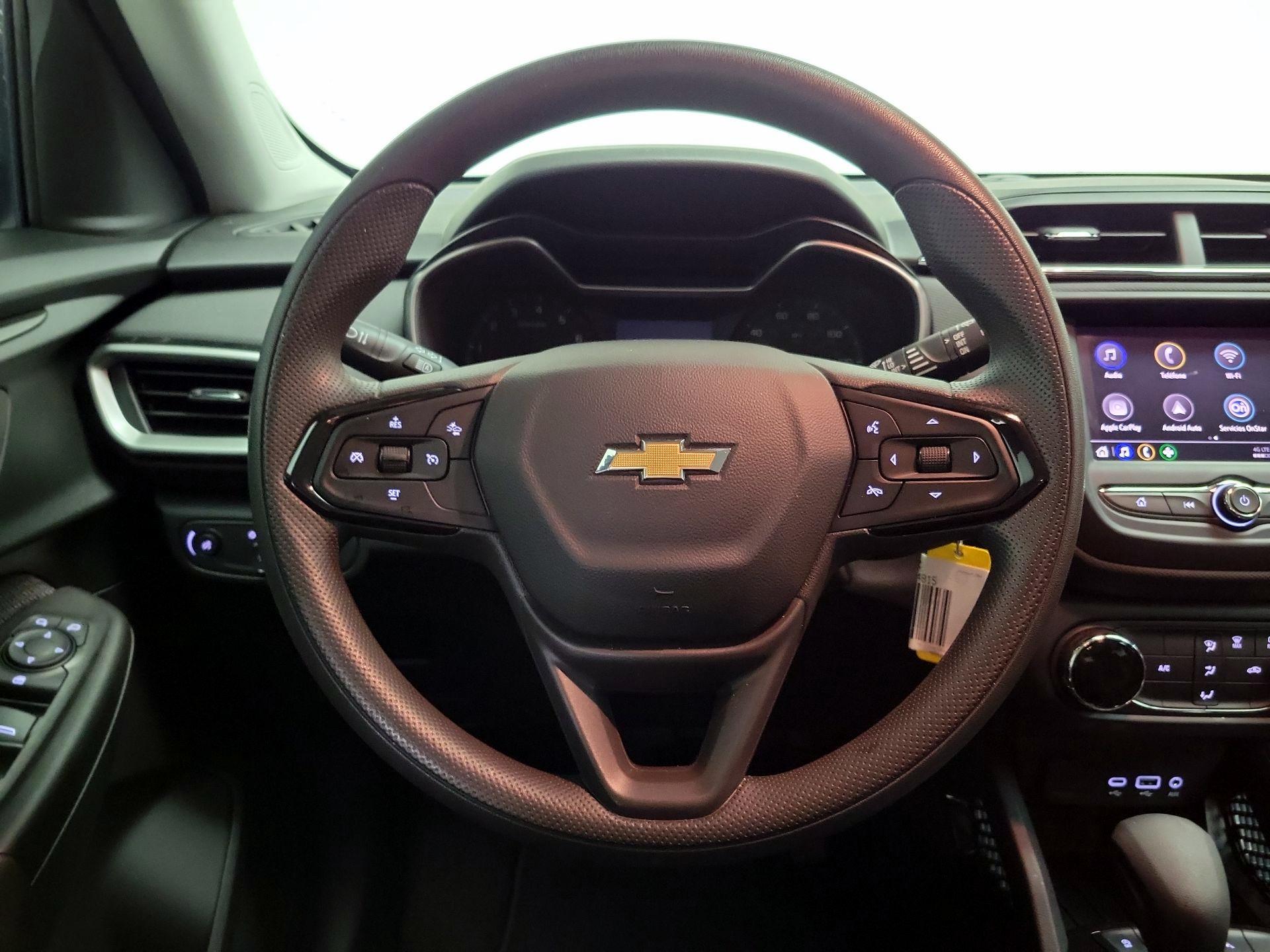 Thumbnail: 2023 Chevrolet TrailBlazer - 10