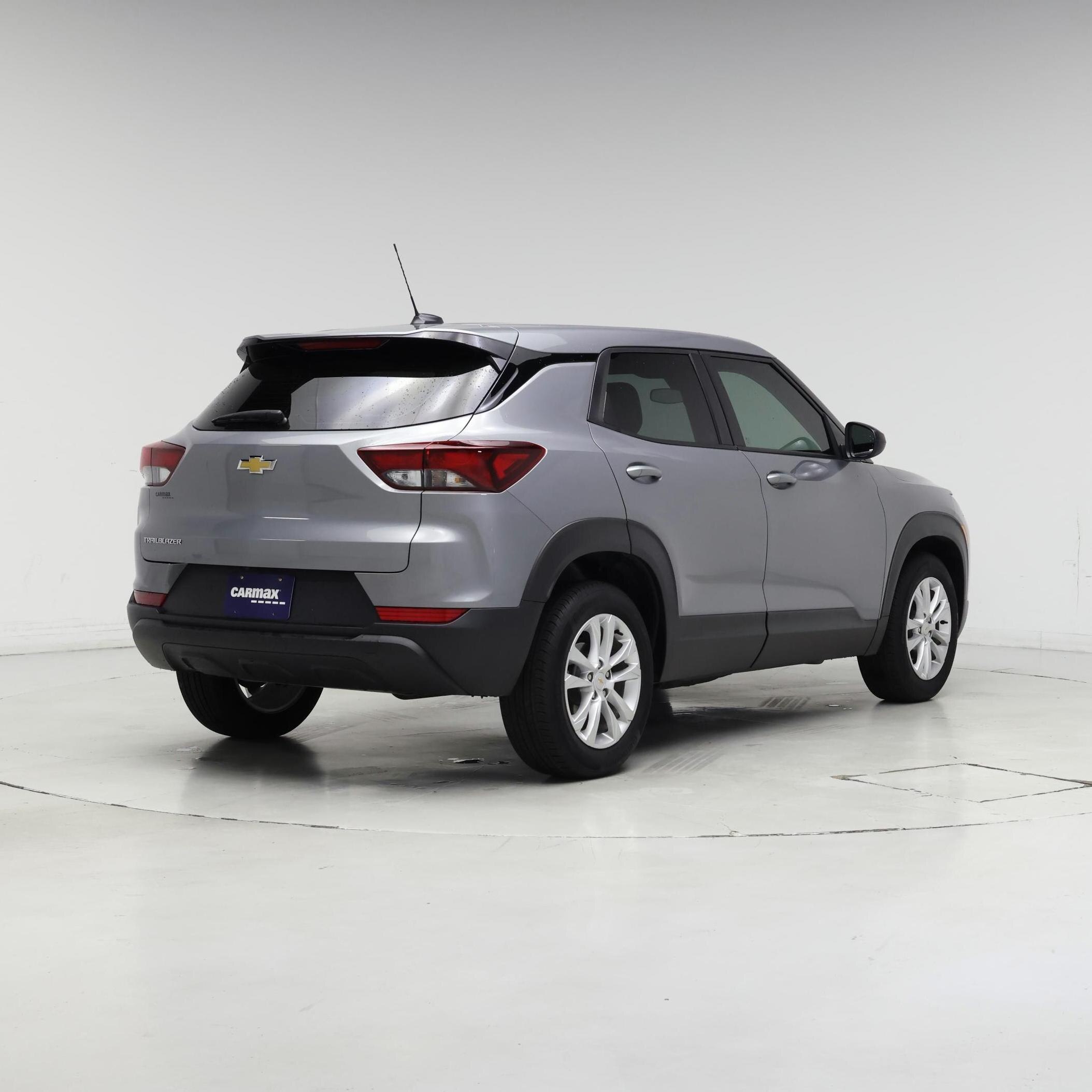 Thumbnail: 2023 Chevrolet TrailBlazer - 8