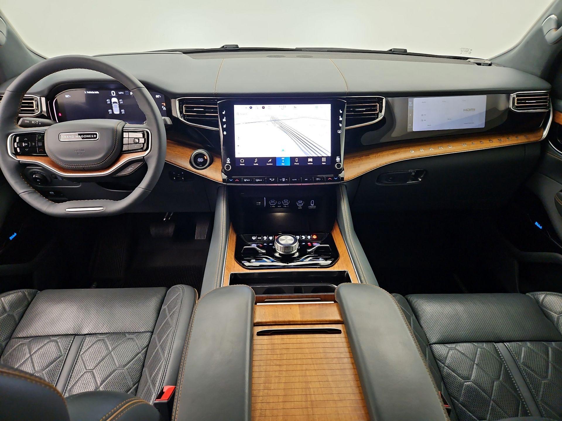 Thumbnail: 2024 Jeep Grand Wagoneer L - 9