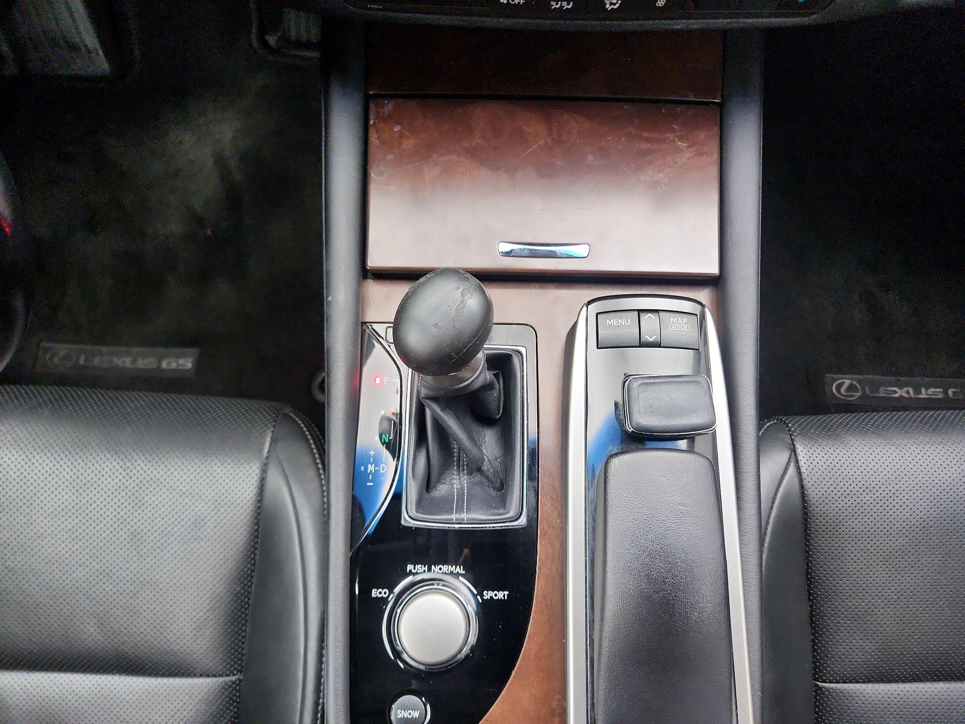 Thumbnail: 2015 Lexus GS - 18