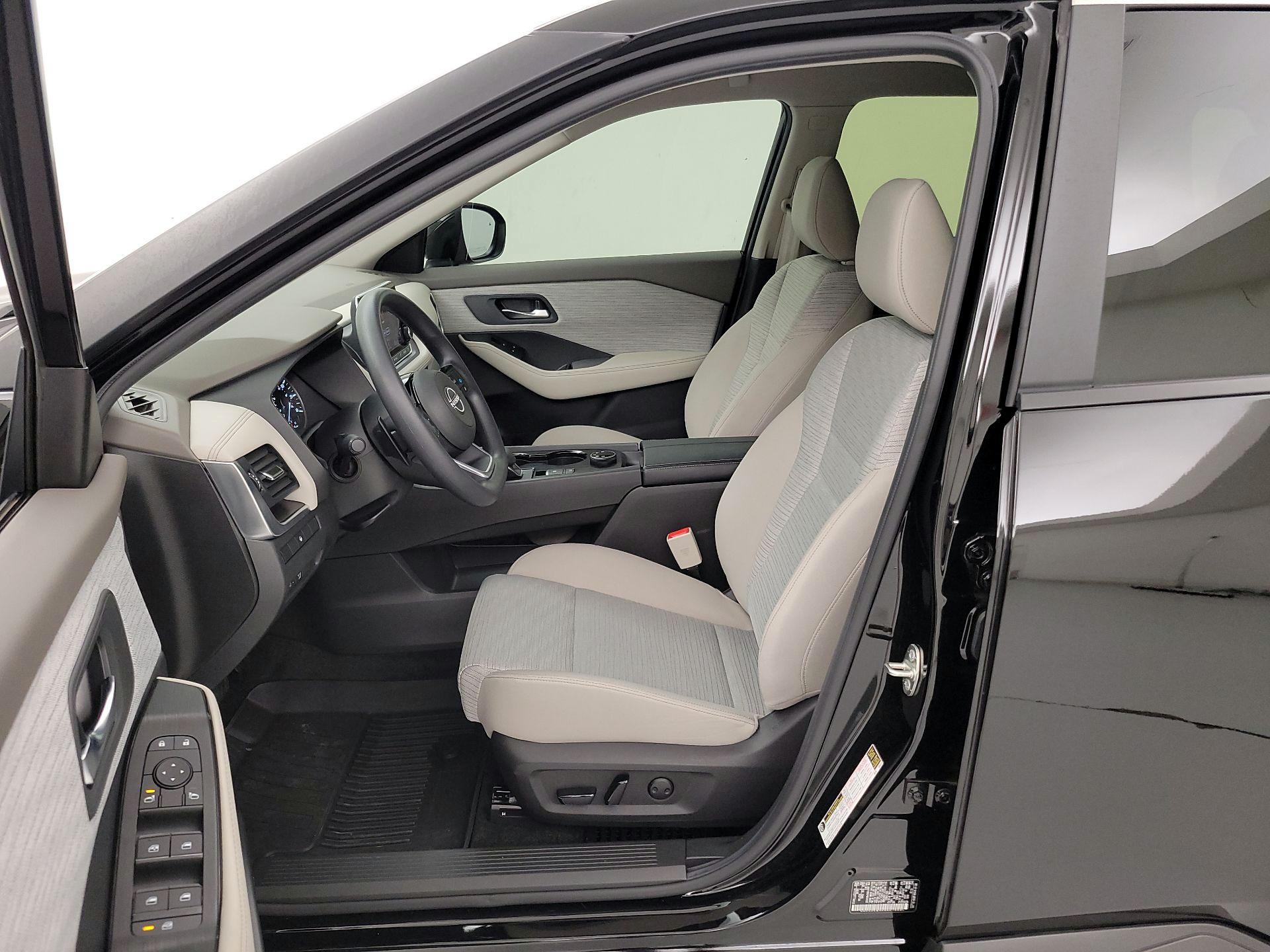 Thumbnail: 2023 Nissan Rogue - 11