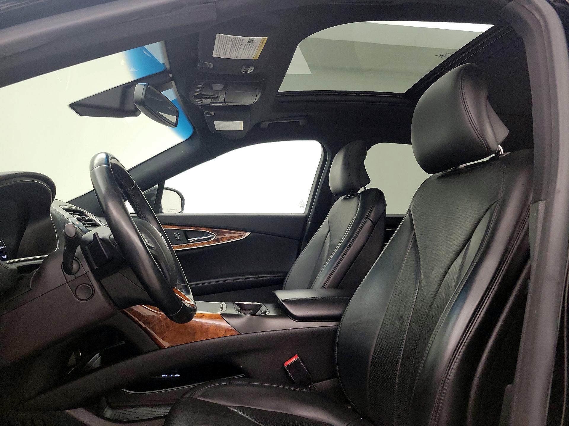 Thumbnail: 2016 Lincoln MKX - 19