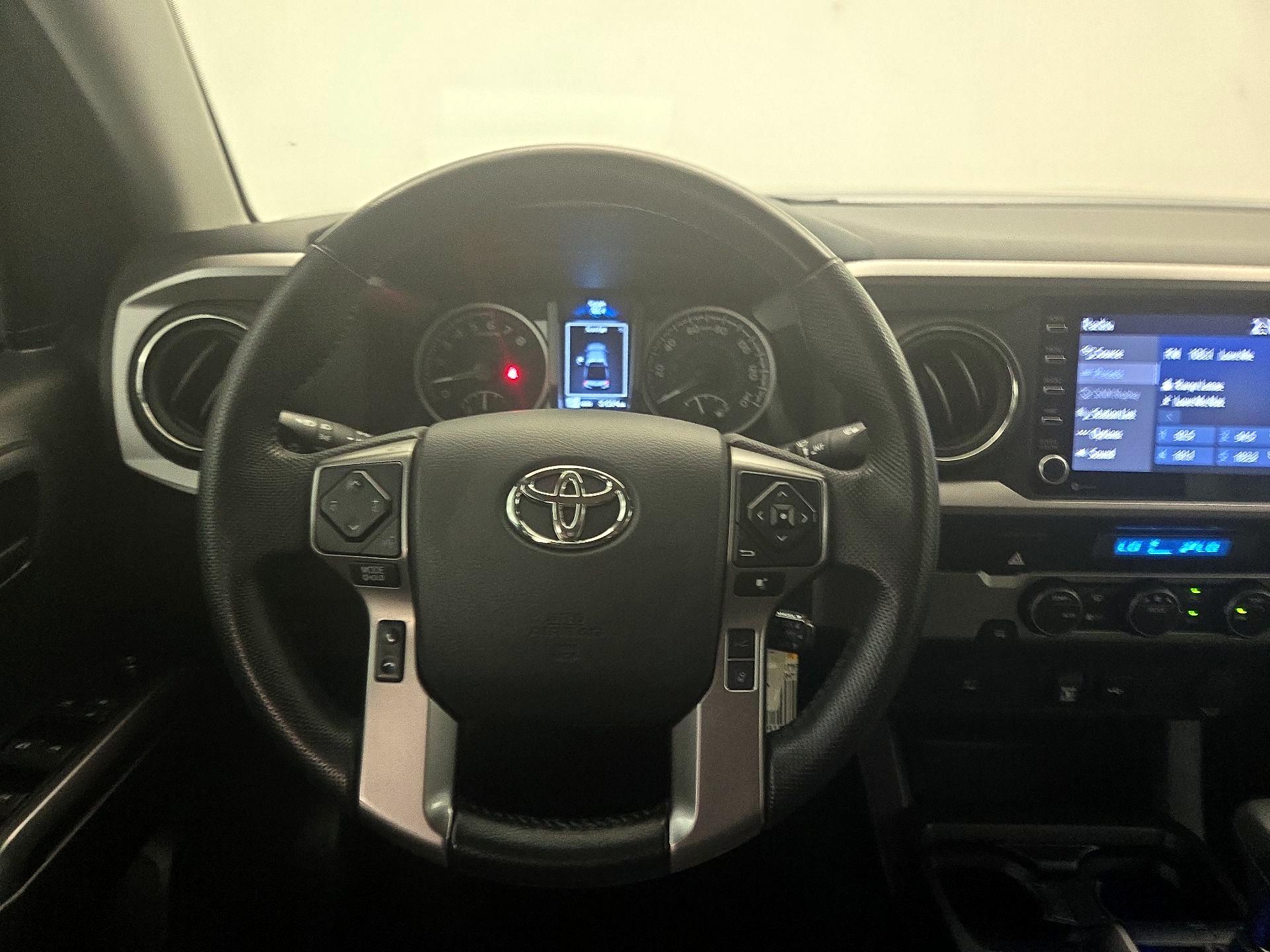 Thumbnail: 2022 Toyota Tacoma - 10