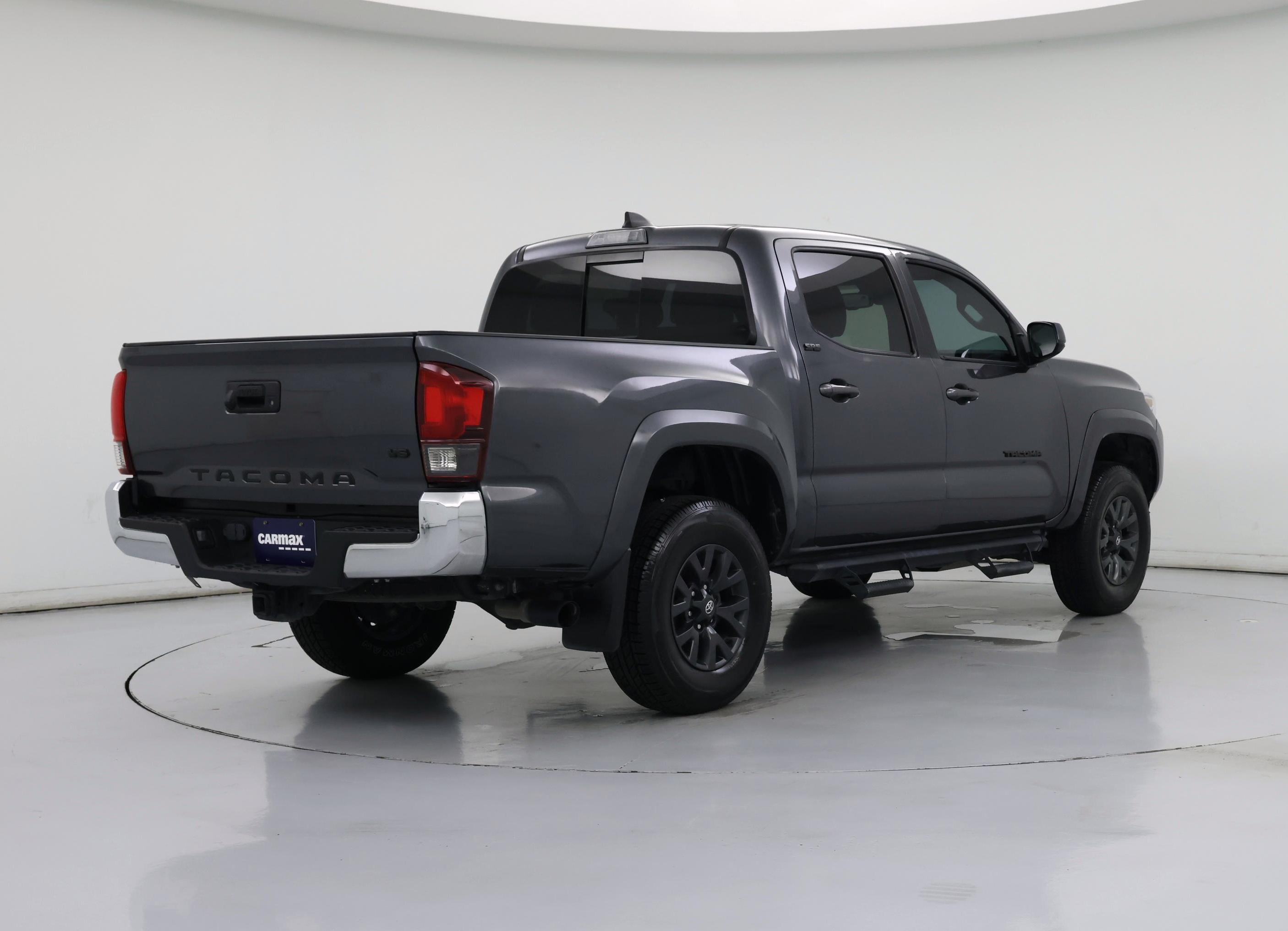 Thumbnail: 2022 Toyota Tacoma - 8