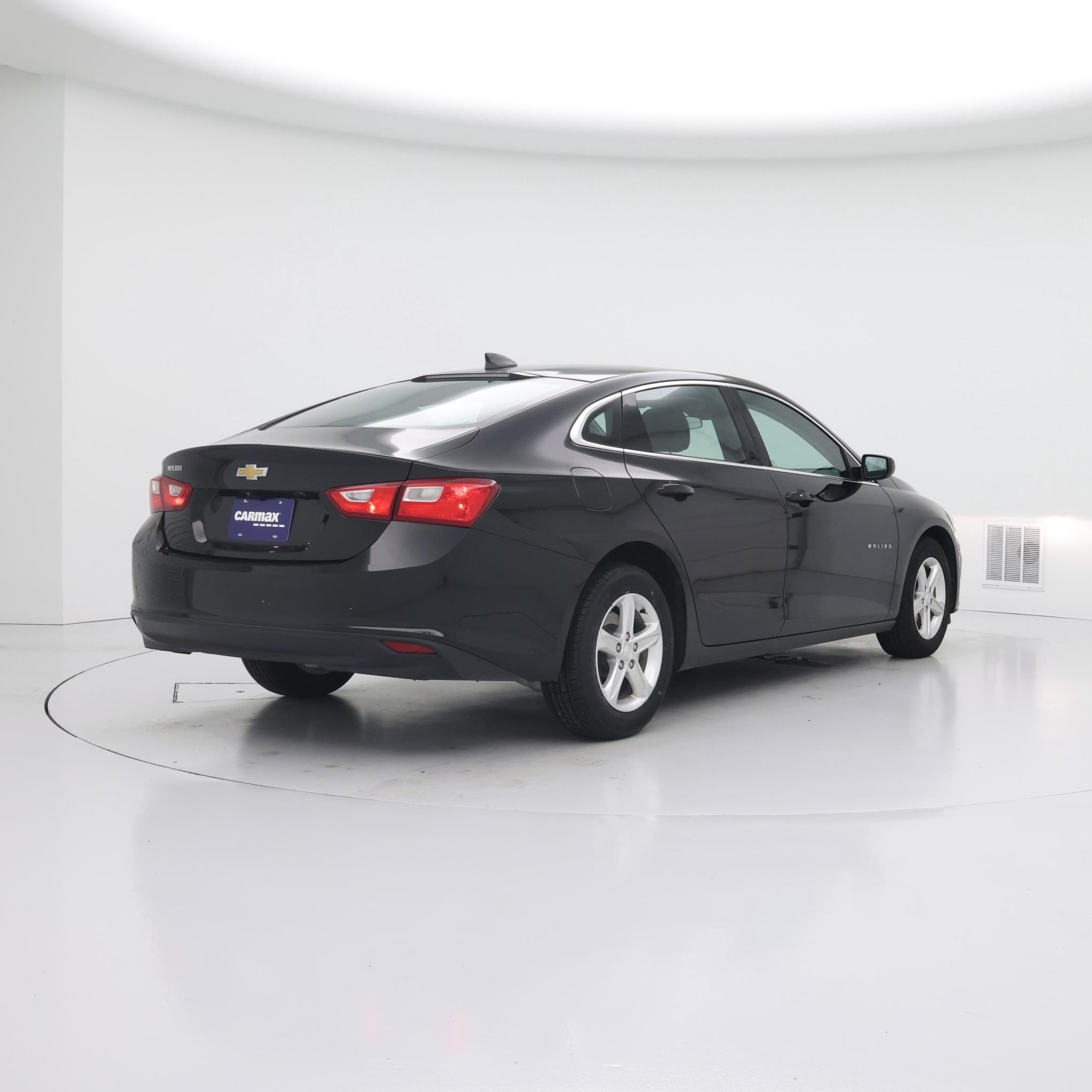 Thumbnail: 2023 Chevrolet Malibu - 8