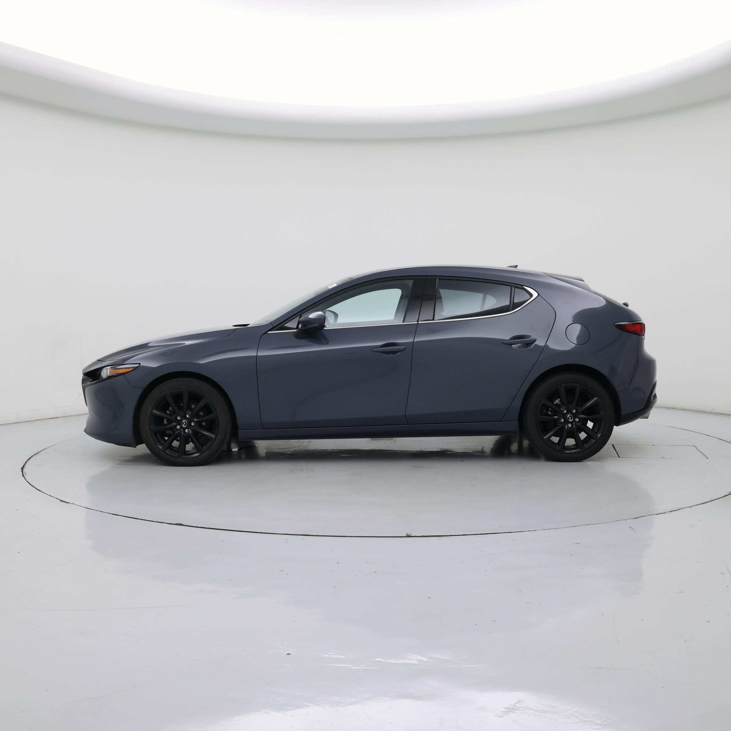 Thumbnail: 2022 Mazda Mazda3 - 3