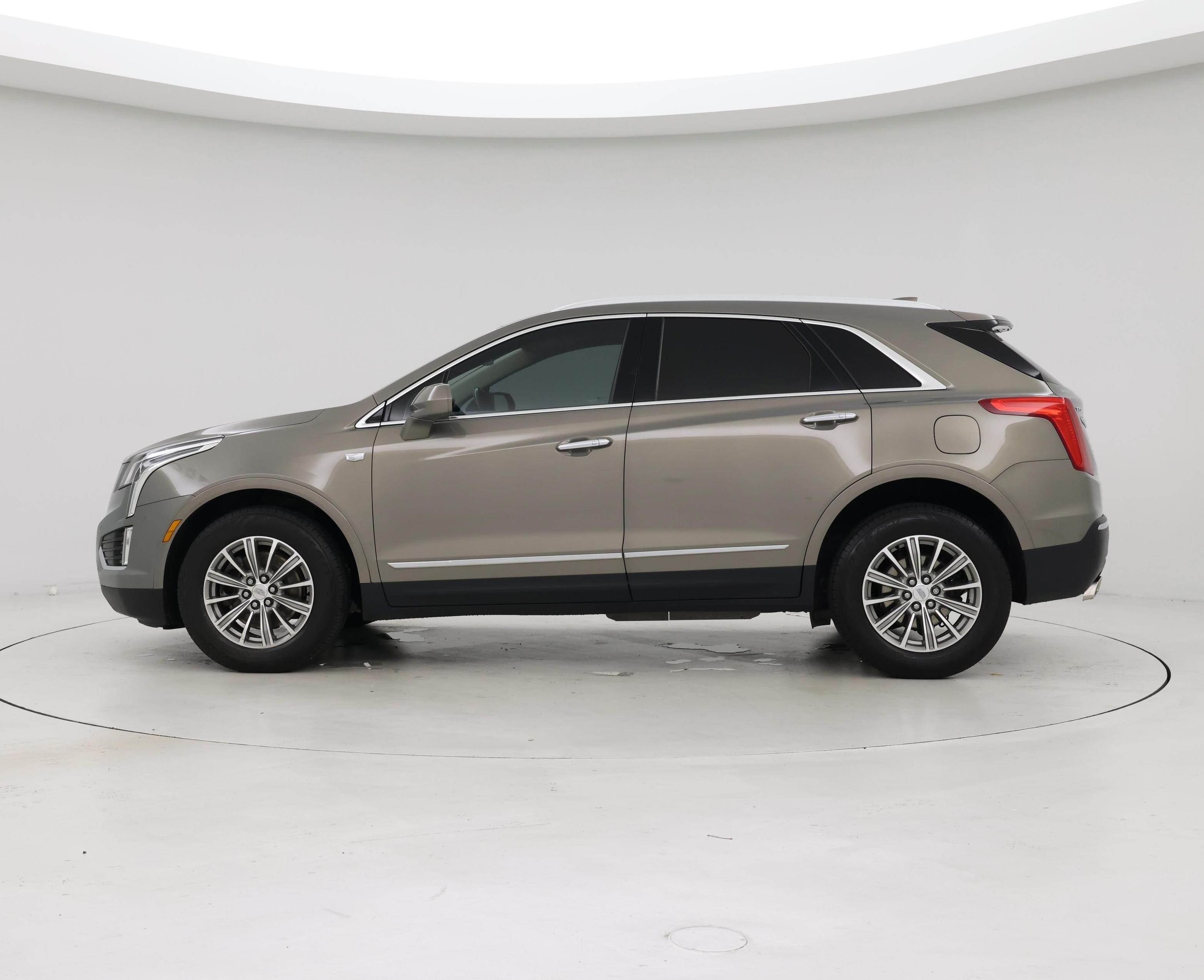 Thumbnail: 2018 Cadillac XT5 - 3