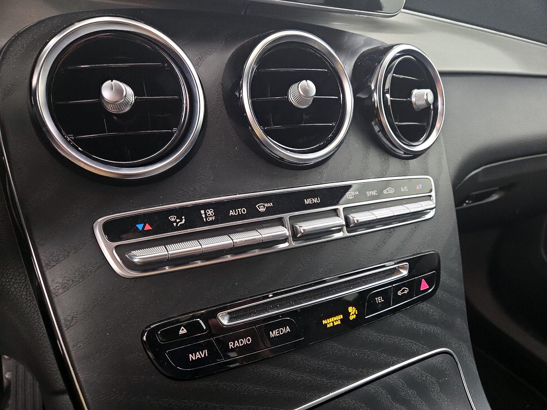 Thumbnail: 2019 Mercedes-Benz GLC - 16