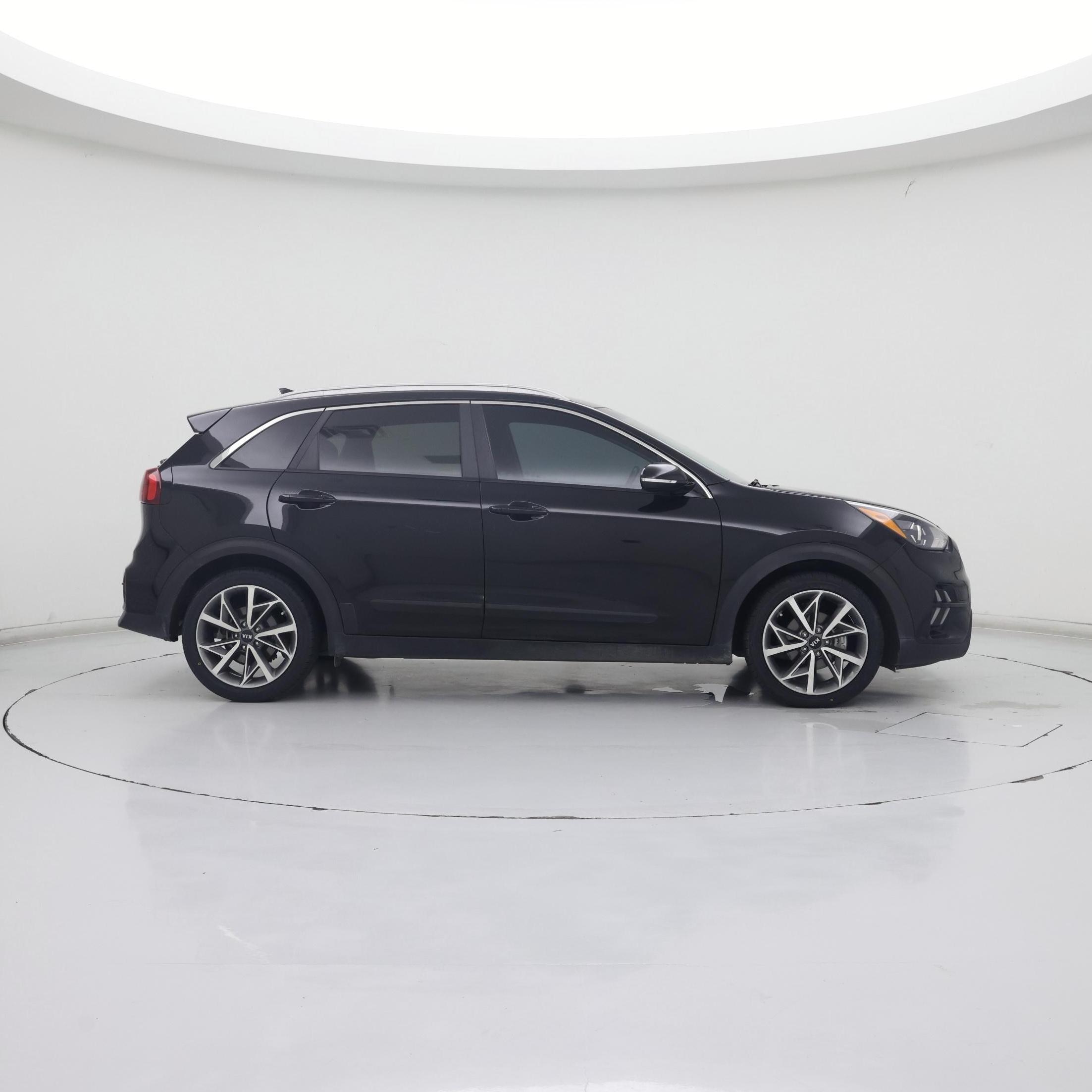 Thumbnail: 2021 Kia Niro - 7
