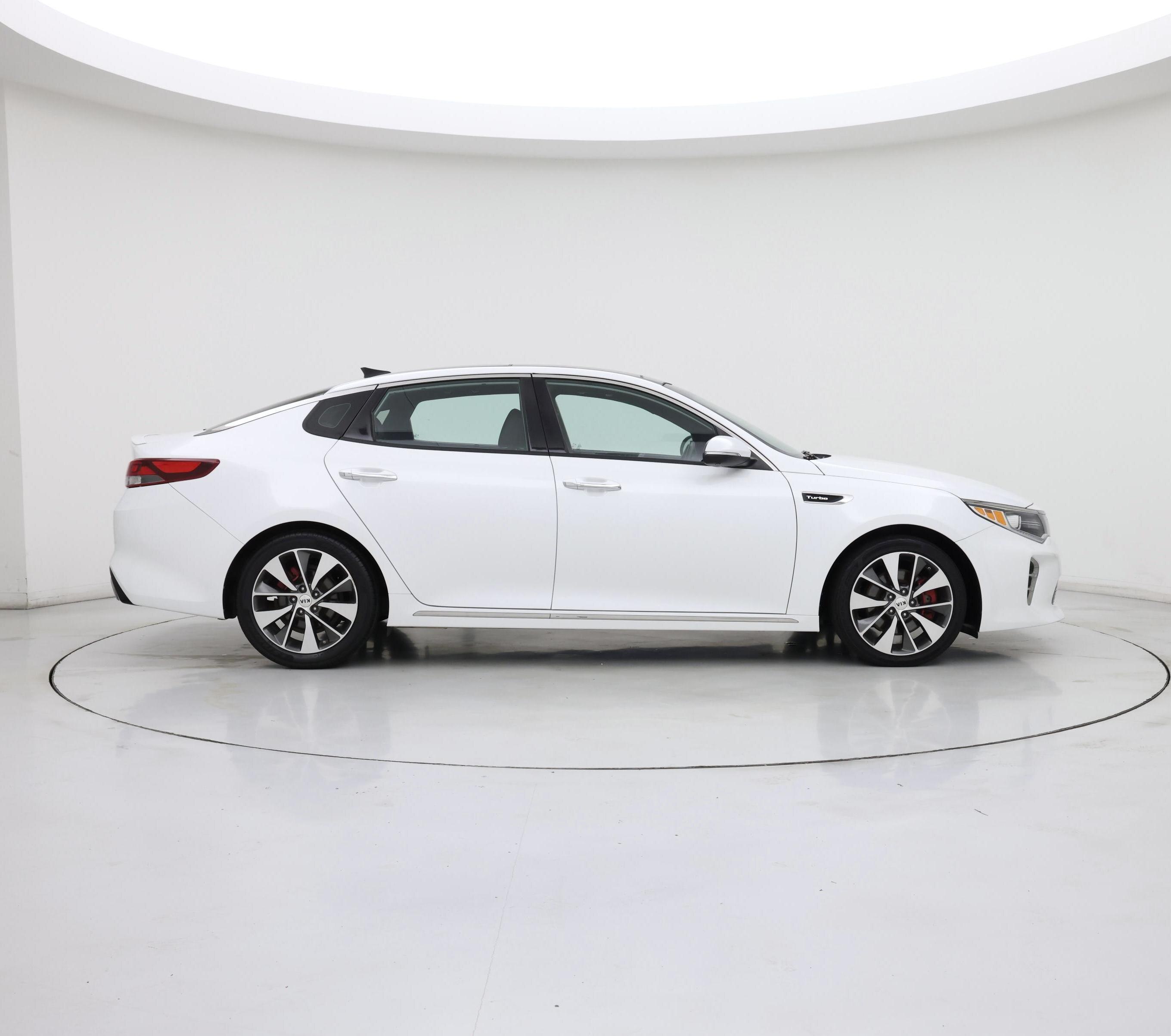 Thumbnail: 2016 Kia Optima - 7