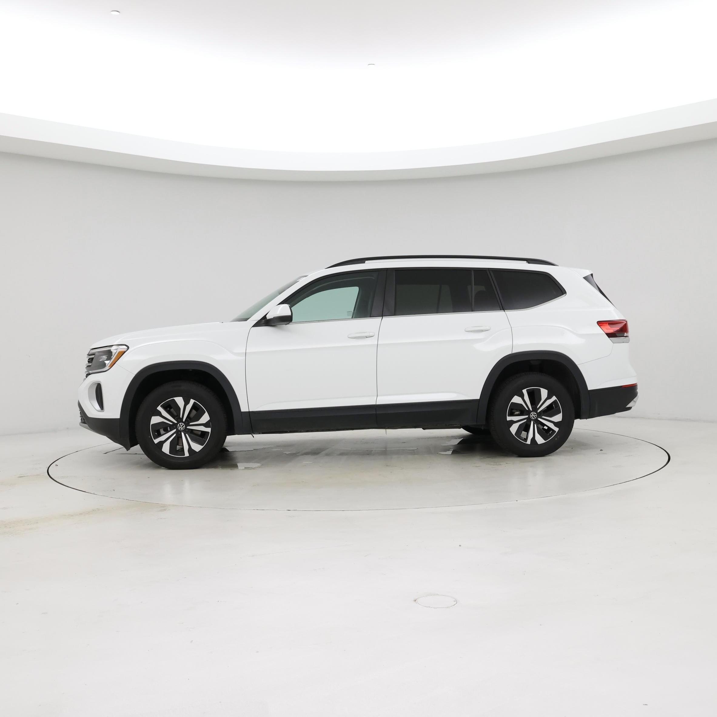 Thumbnail: 2024 Volkswagen Atlas - 3