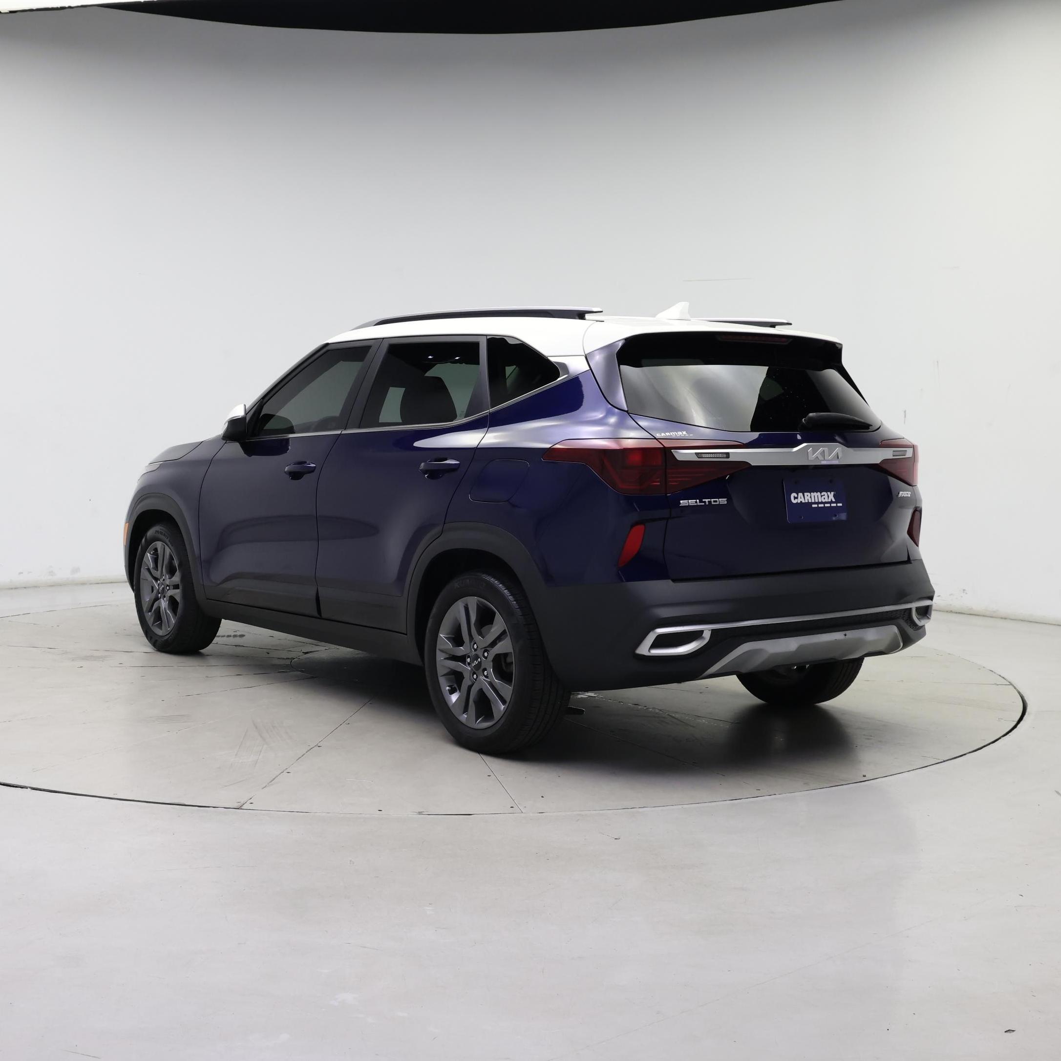 Thumbnail: 2022 Kia Seltos - 2