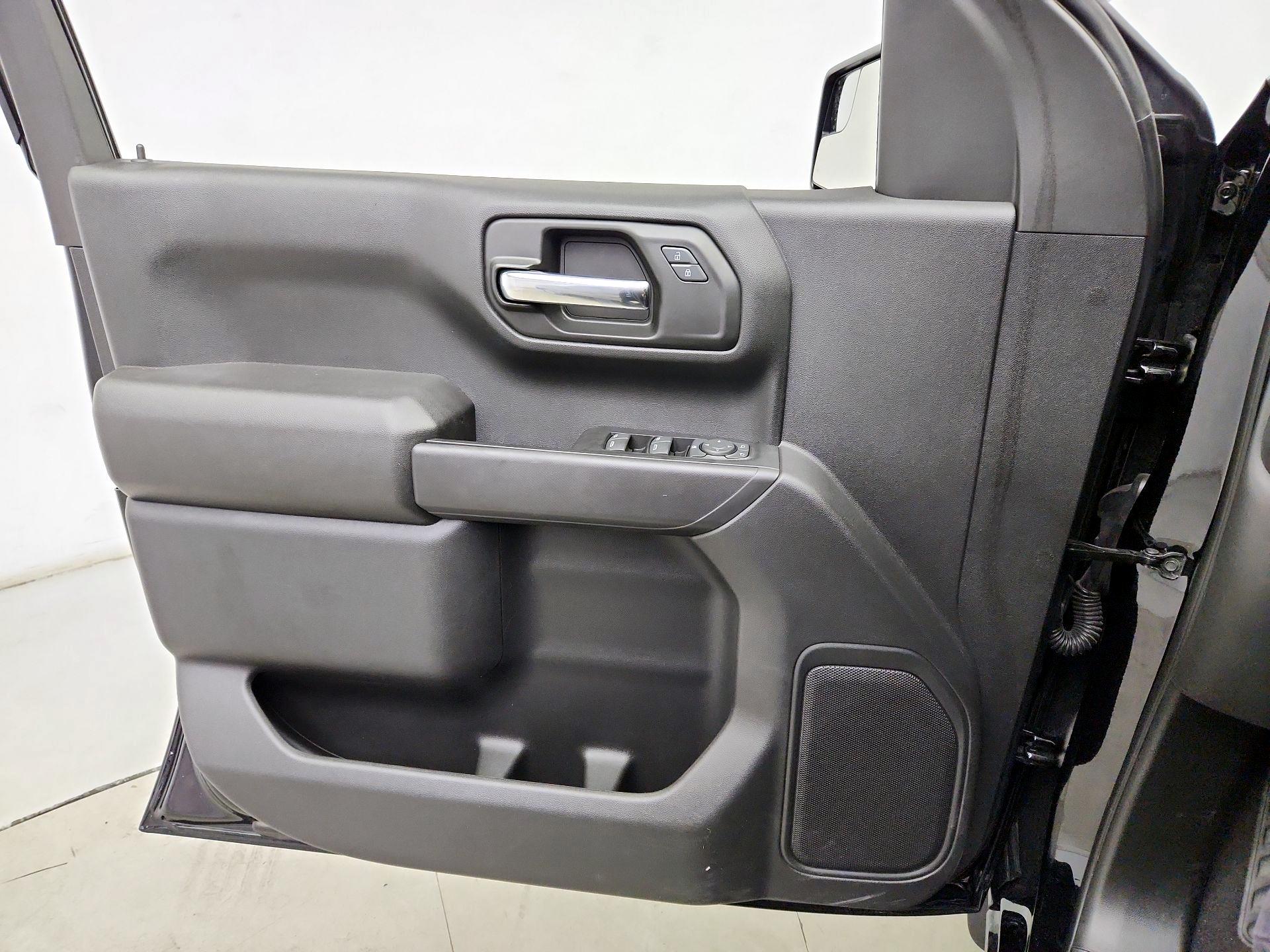 Thumbnail: 2023 Chevrolet Silverado 1500 - 12