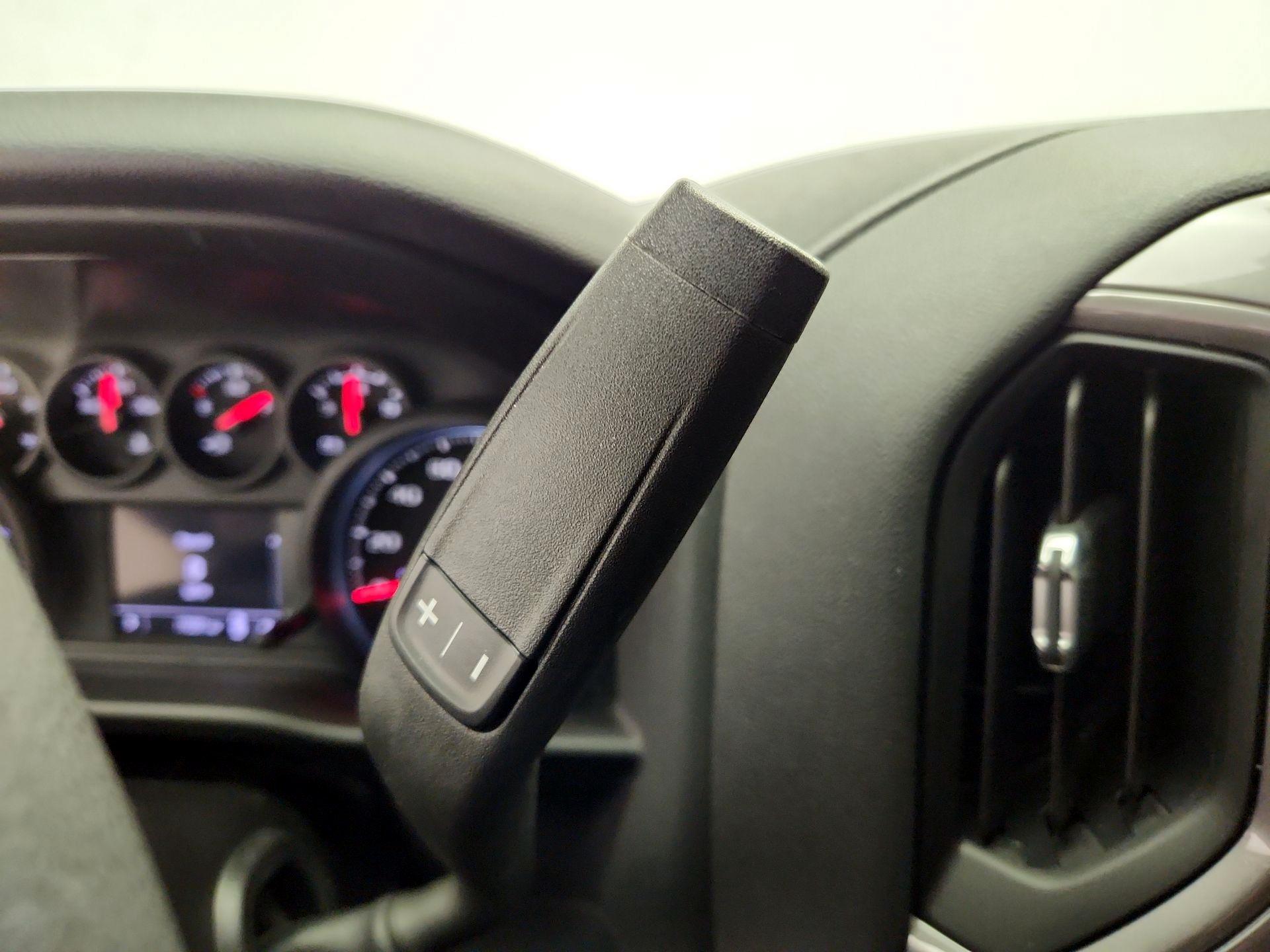 Thumbnail: 2023 Chevrolet Silverado 1500 - 17