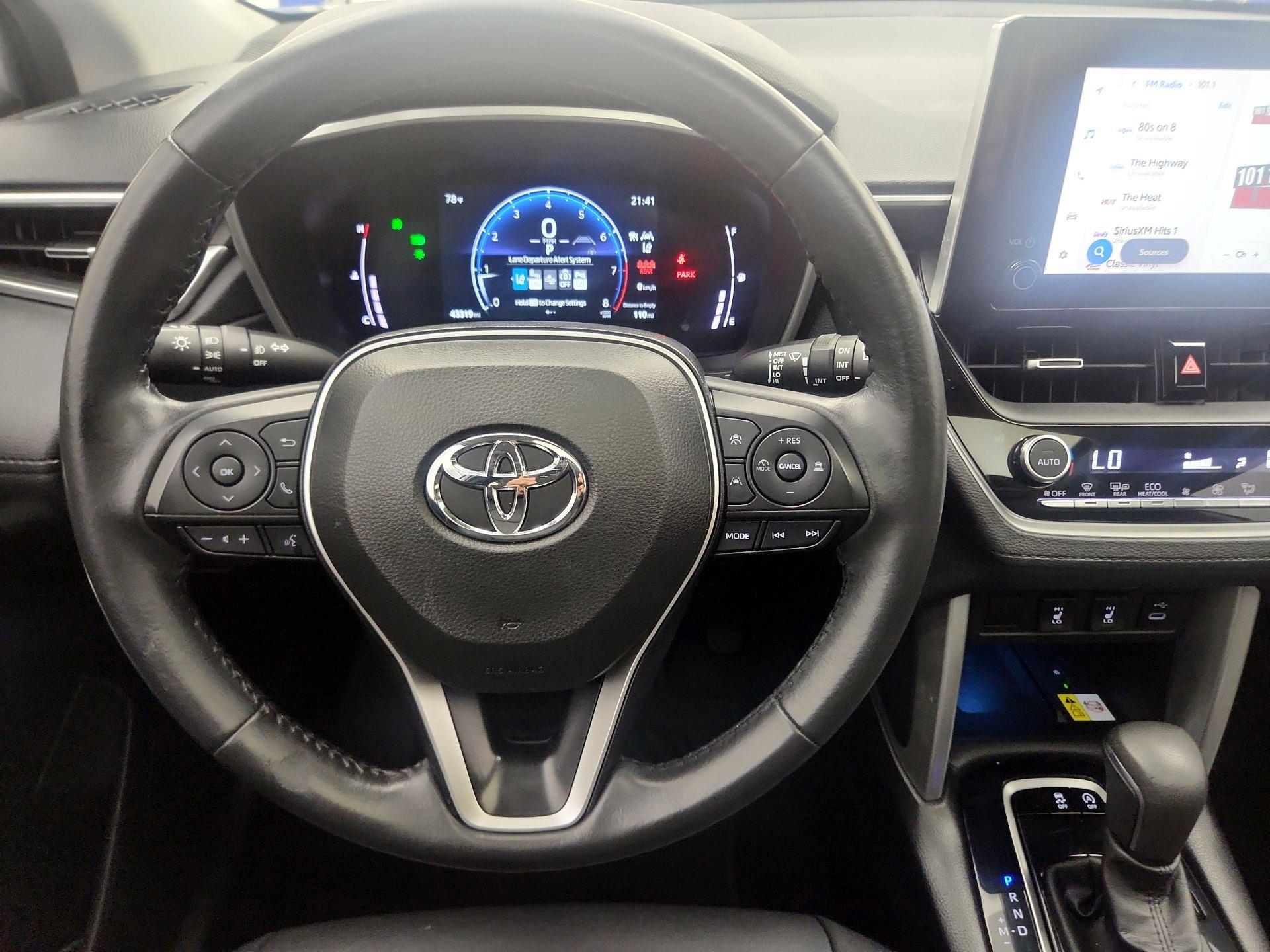Thumbnail: 2023 Toyota Corolla Cross - 10