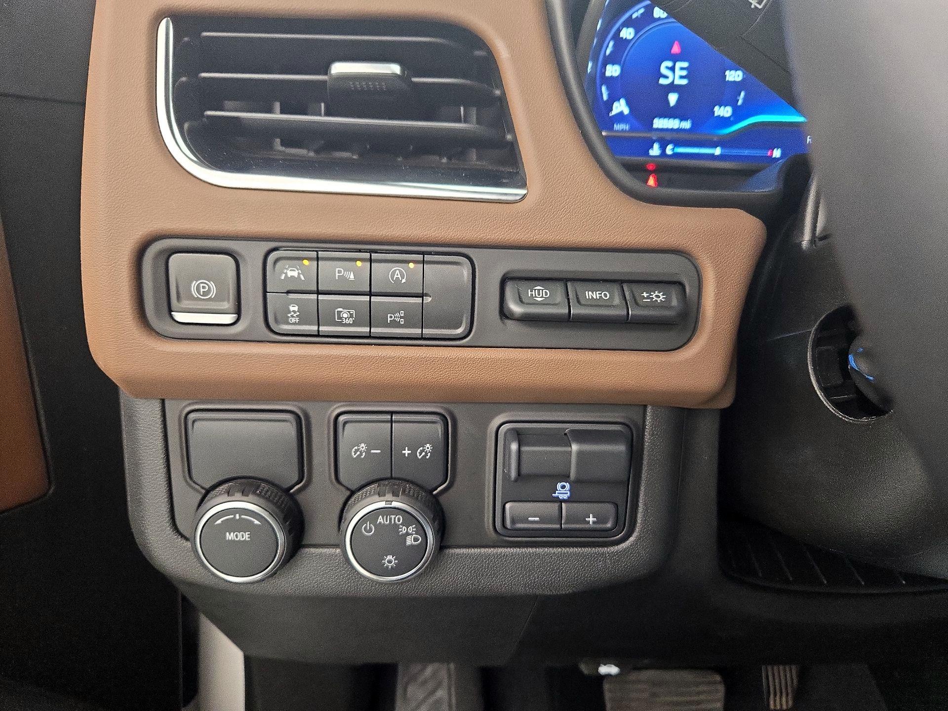 Thumbnail: 2023 Chevrolet Tahoe - 13