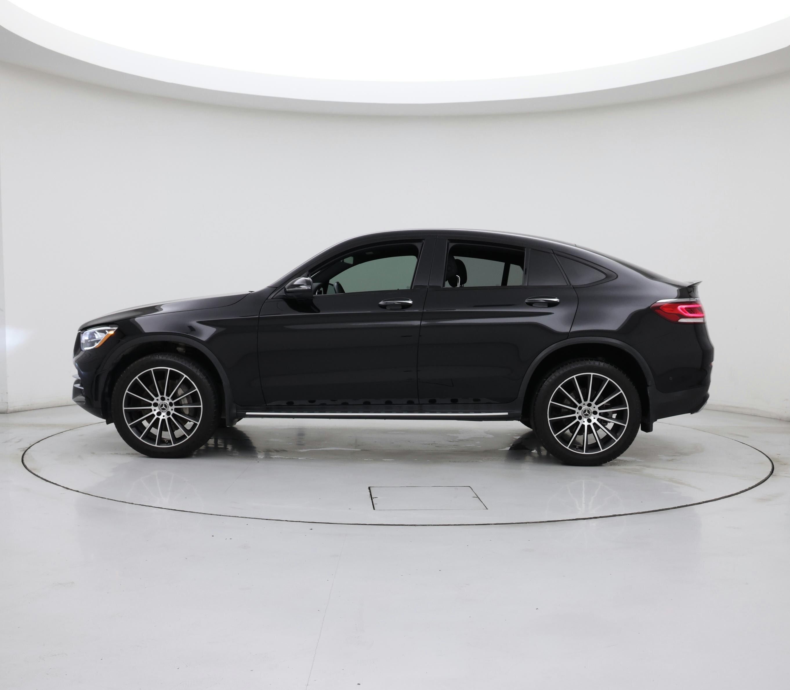 Thumbnail: 2023 Mercedes-Benz GLC - 3