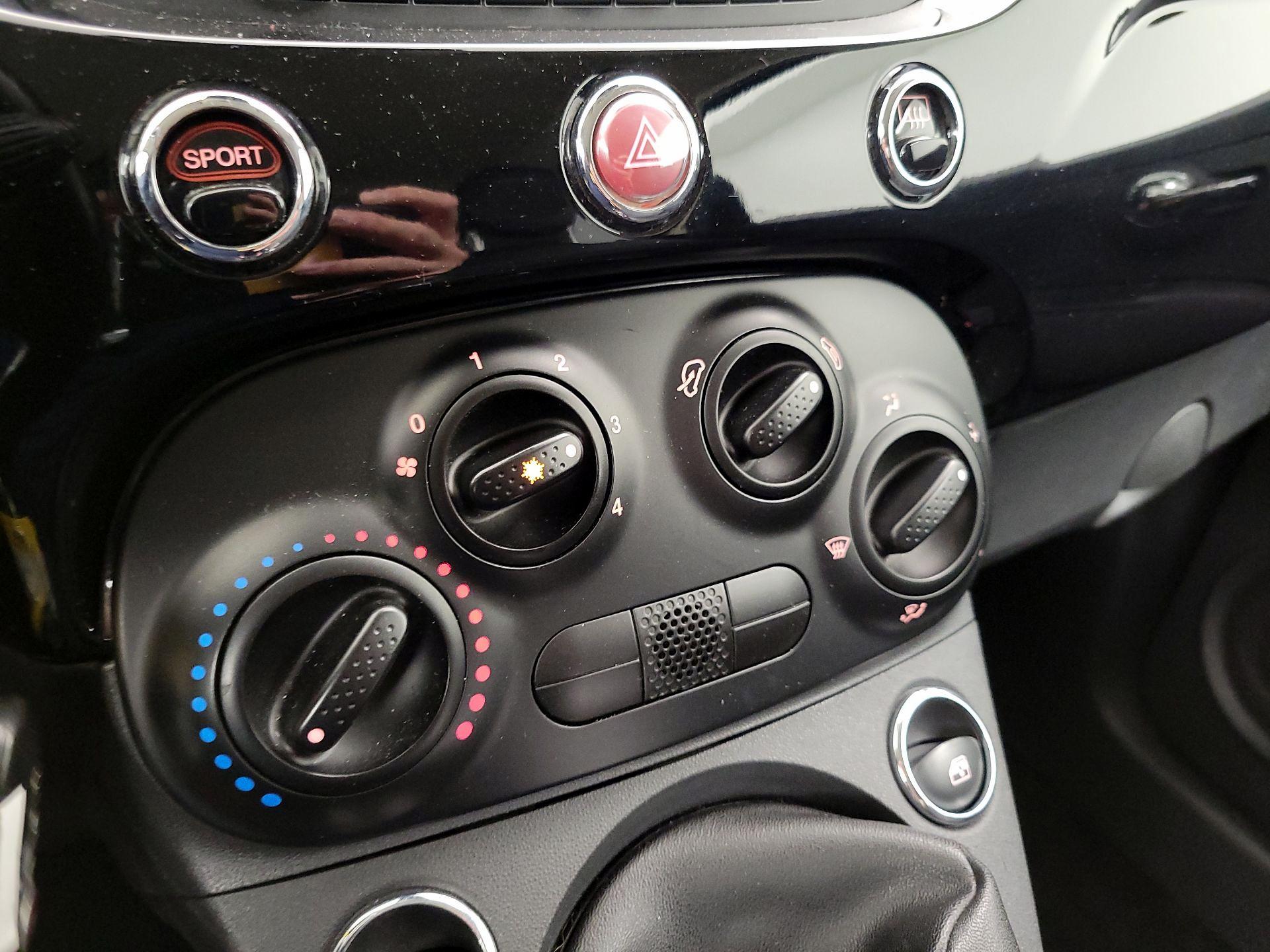 Thumbnail: 2015 Fiat 500 - 15