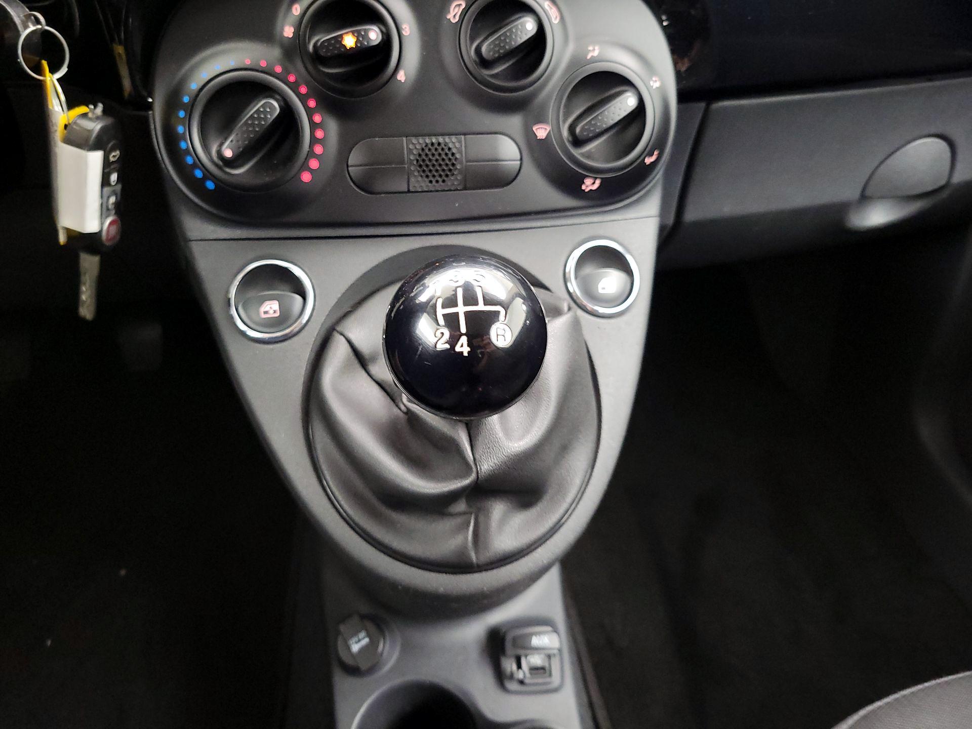 Thumbnail: 2015 Fiat 500 - 16