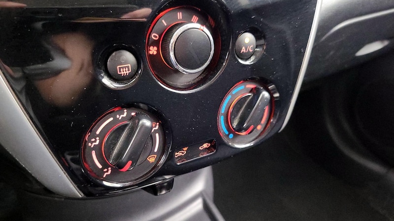 2015 Nissan Versa Note SV 15