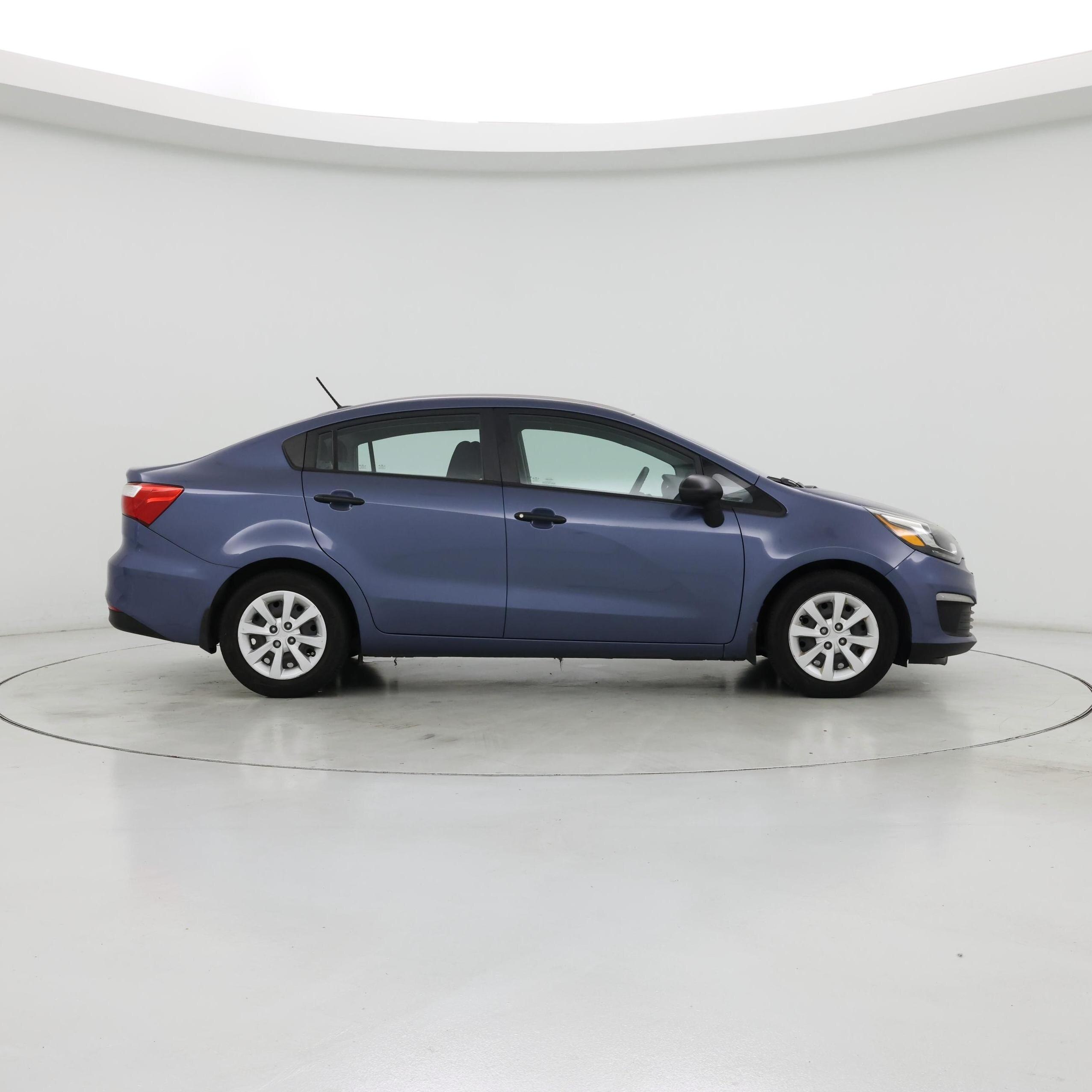 Thumbnail: 2016 Kia Rio - 7