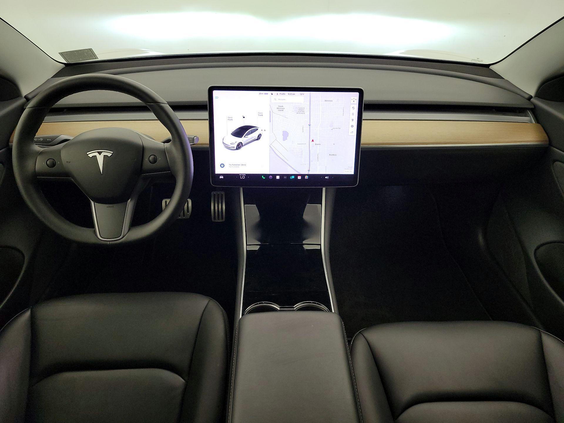 Thumbnail: 2020 Tesla Model 3 - 9
