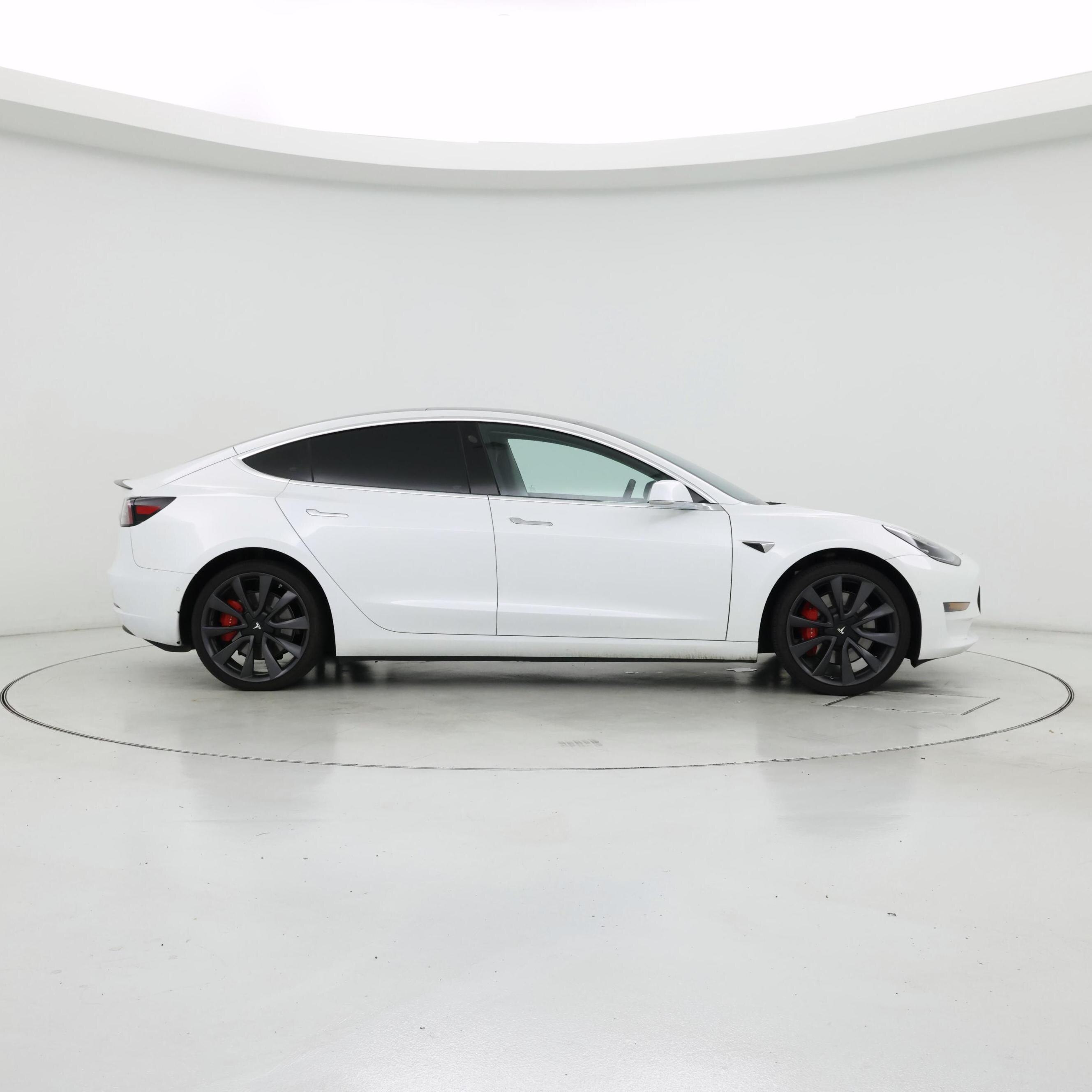 Thumbnail: 2020 Tesla Model 3 - 7